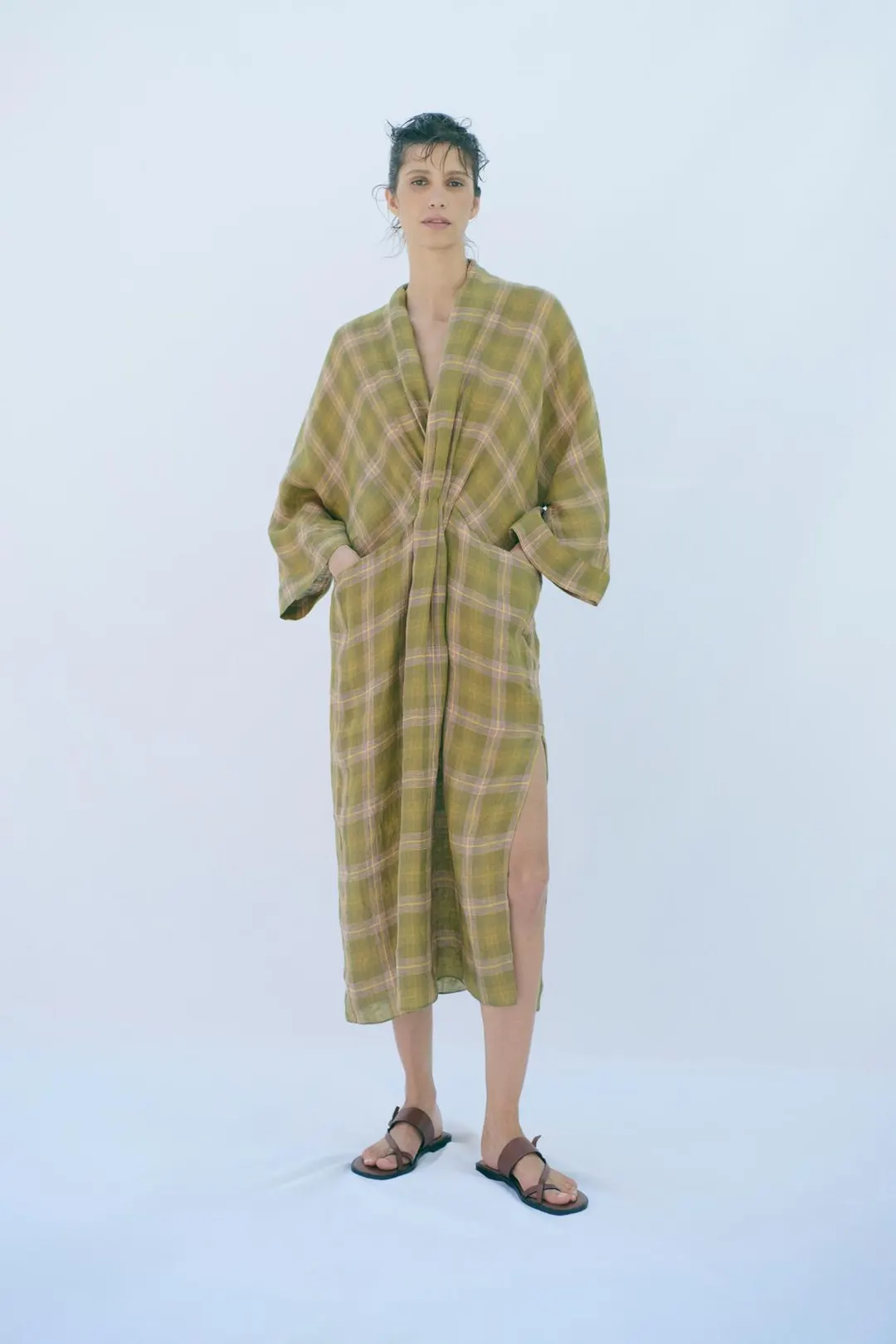 Льняное платье в клетку ZW Collection, Zara