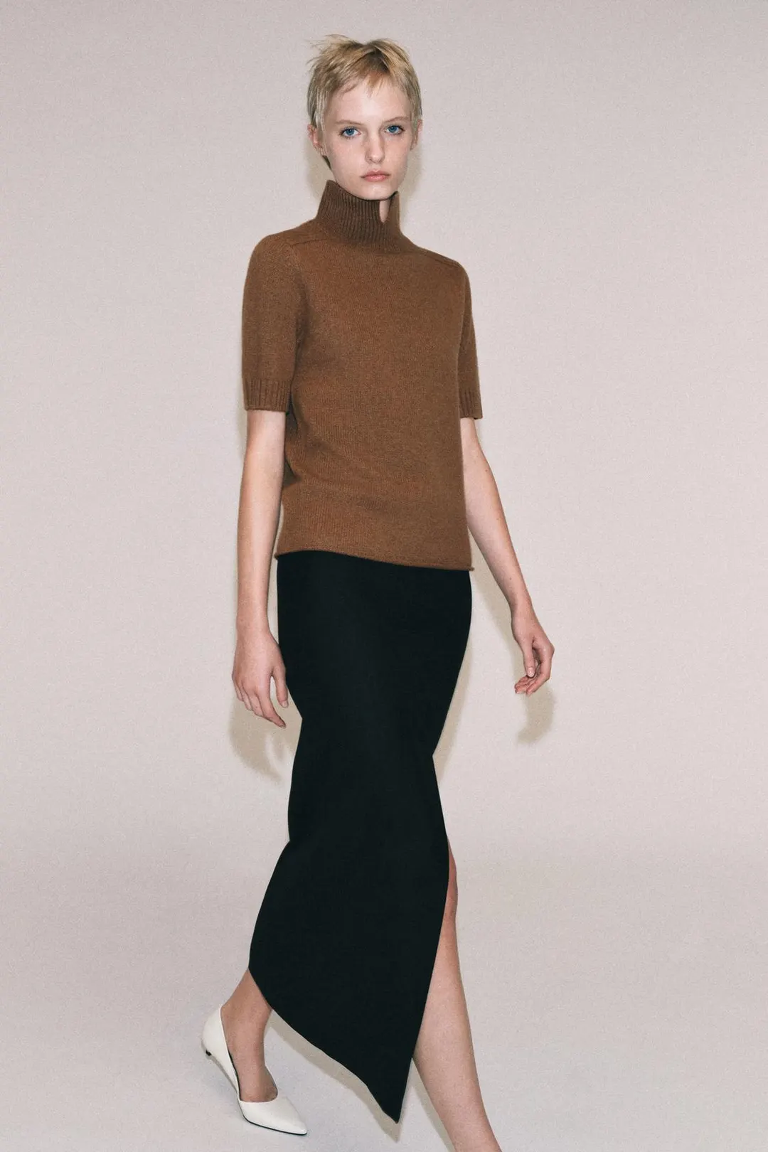 Свитер с короткими рукавами из 100% шерсти, Zara
