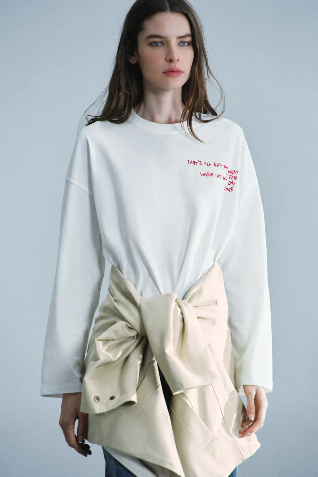 Футболка оверсайз с надписью, Zara