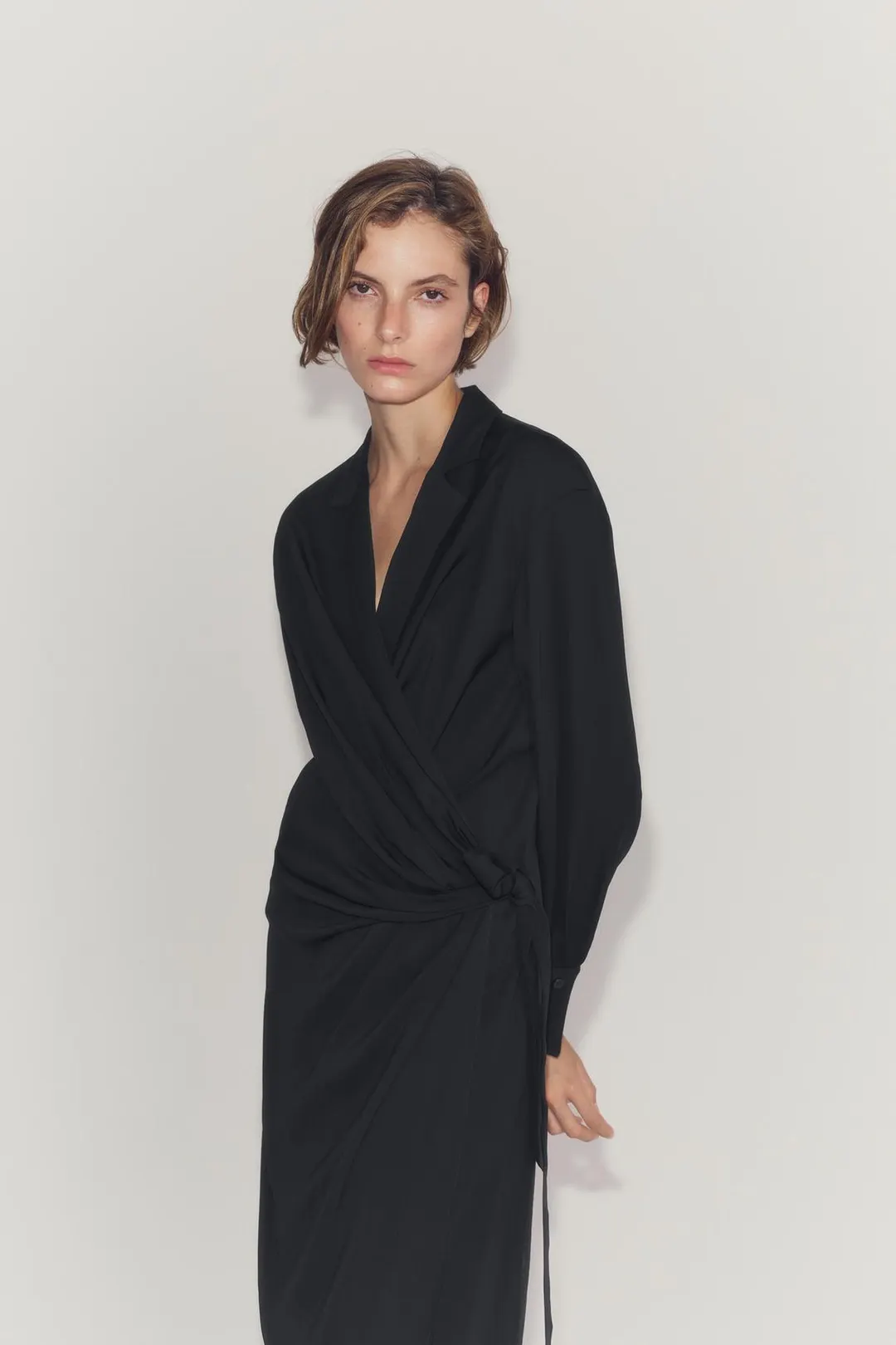 Атласное платье с узлом ZW Collection, Zara