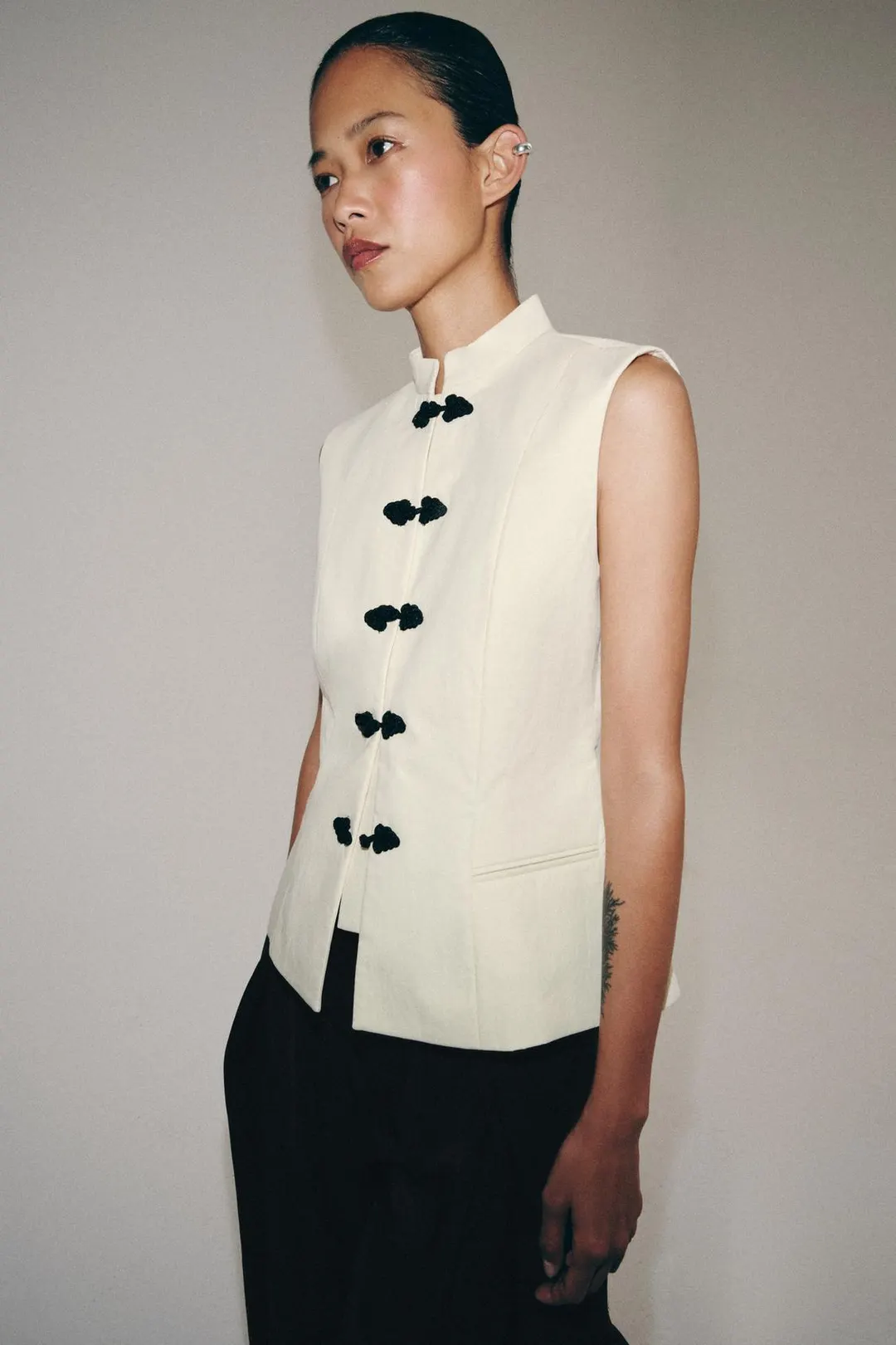 Жилет приталенный ZW Collection, Zara