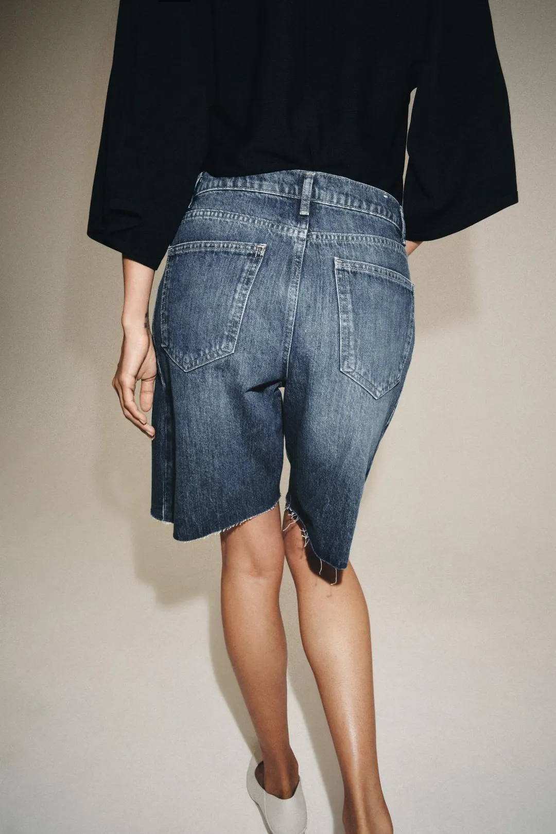 Джинсовые бермуды ZW Collection свободного кроя со средней посадкой, Zara
