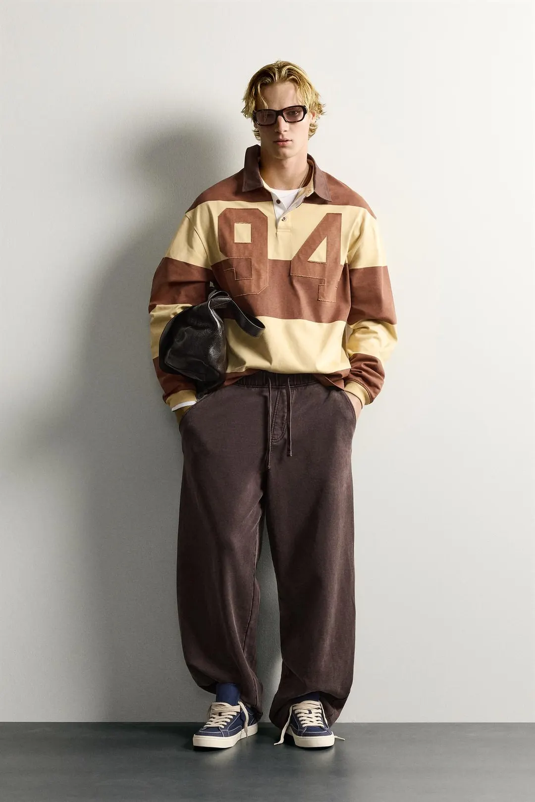 Джоггеры свободного кроя с эффектом стирки, Zara
