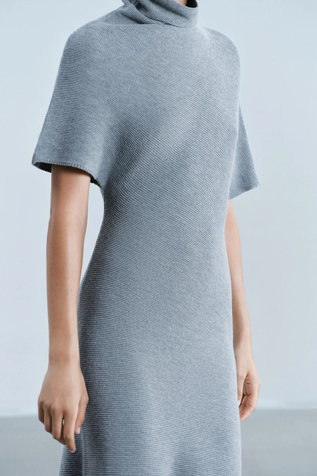 Длинное трикотажное платье, Zara