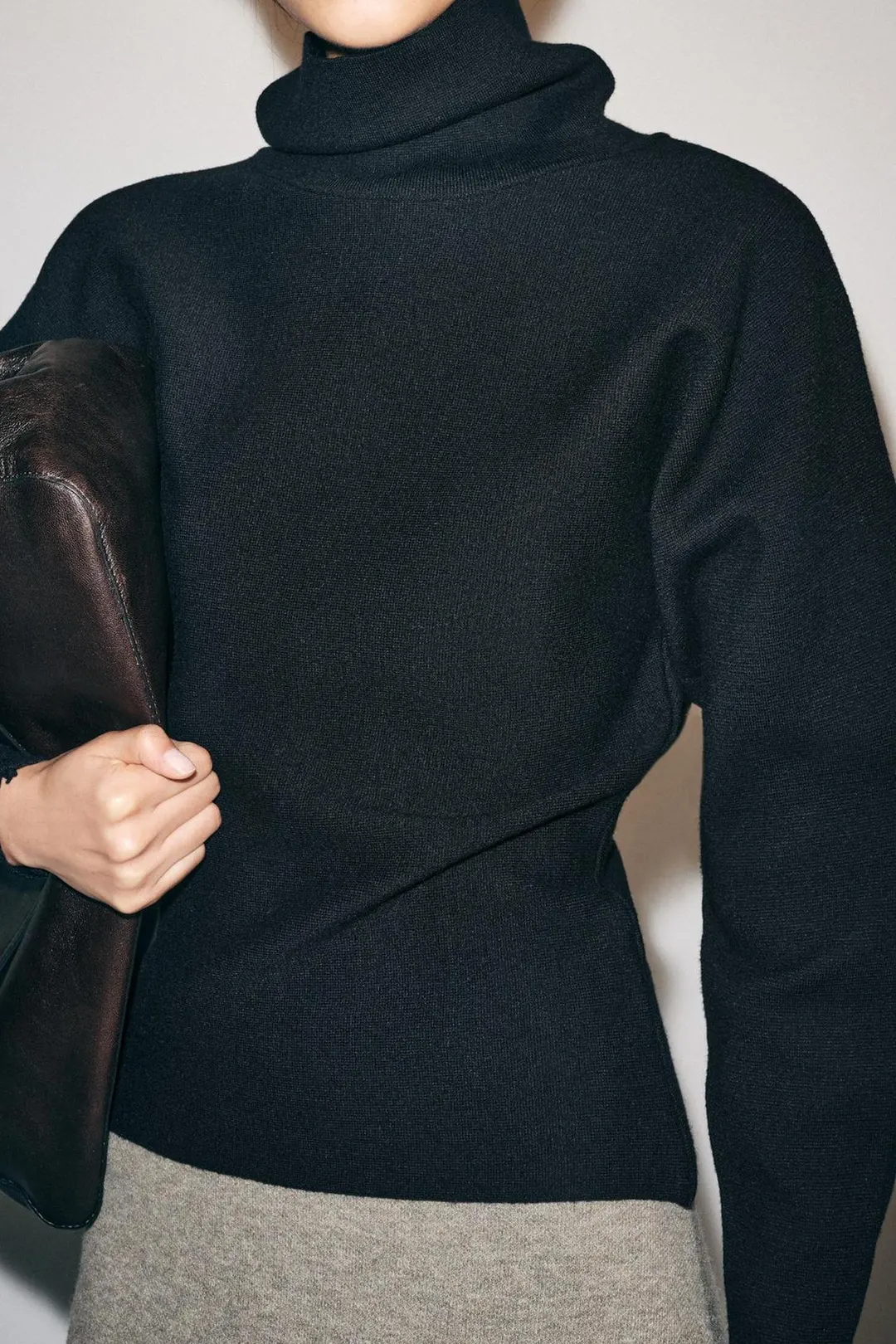 Трикотажный свитер с высоким воротником, Zara
