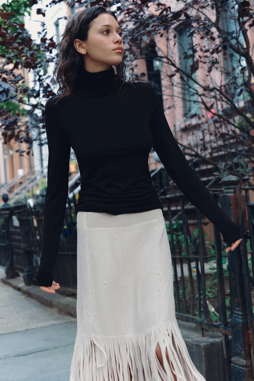 Однотонная футболка из смесовой вискозы, Zara