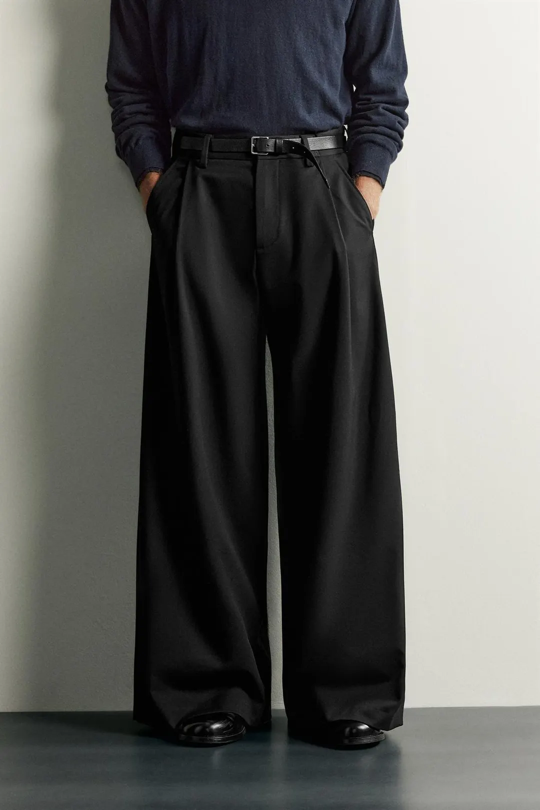 Брюки широкие со складками, Zara