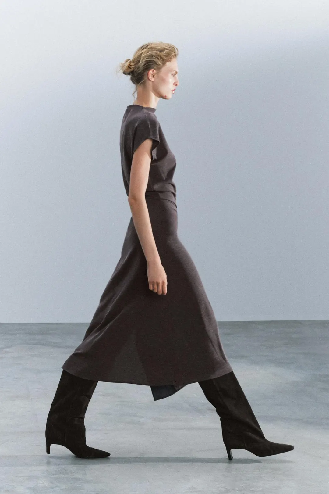 Сапоги из замшевого спилка на каблуке, Zara