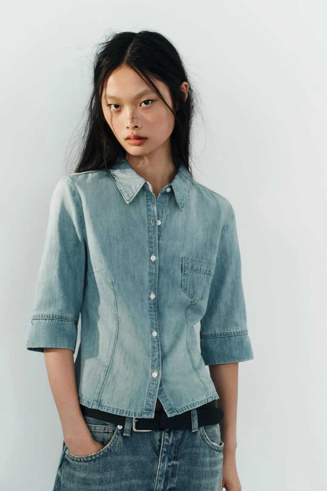 Приталенная джинсовая рубашка TRF, Zara