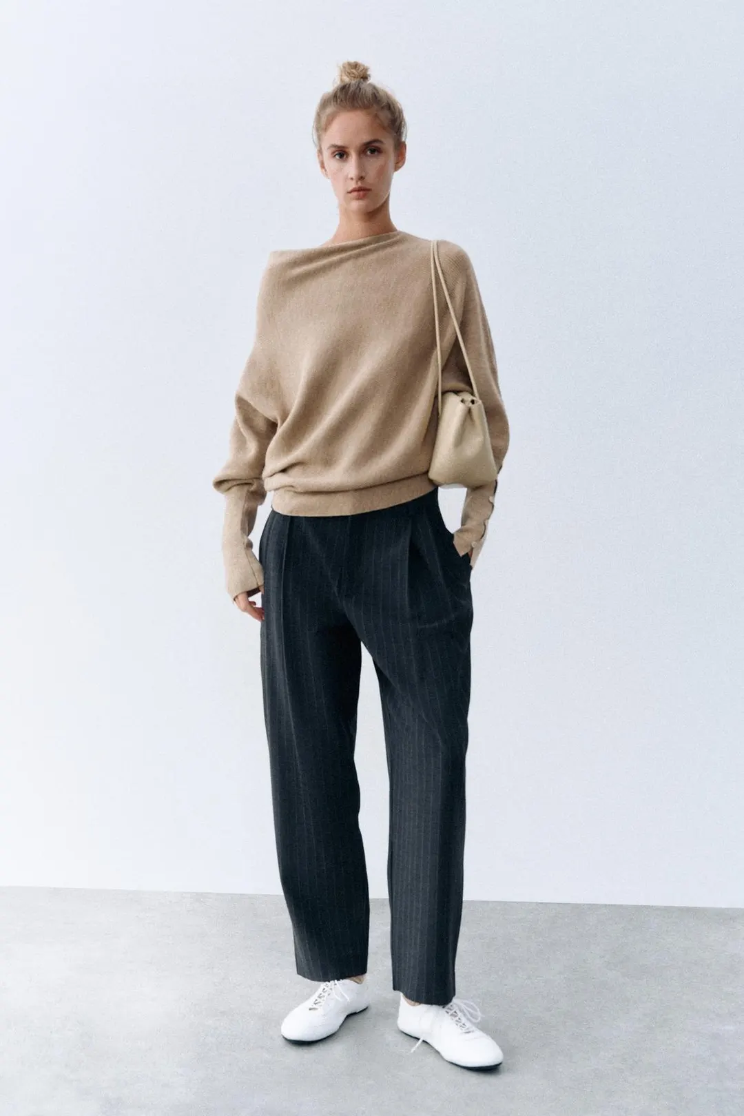 Джемпер асимметричного кроя, Zara