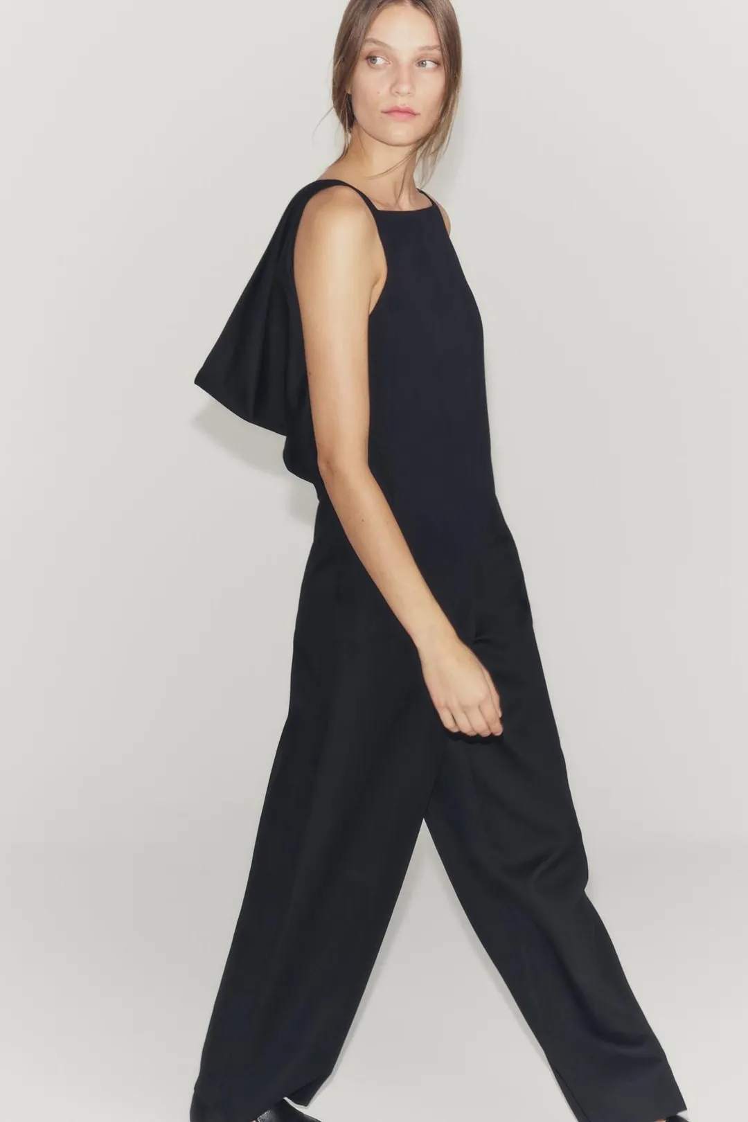 Длинный комбинезон с драпировкой на спине ZW Collection, Zara