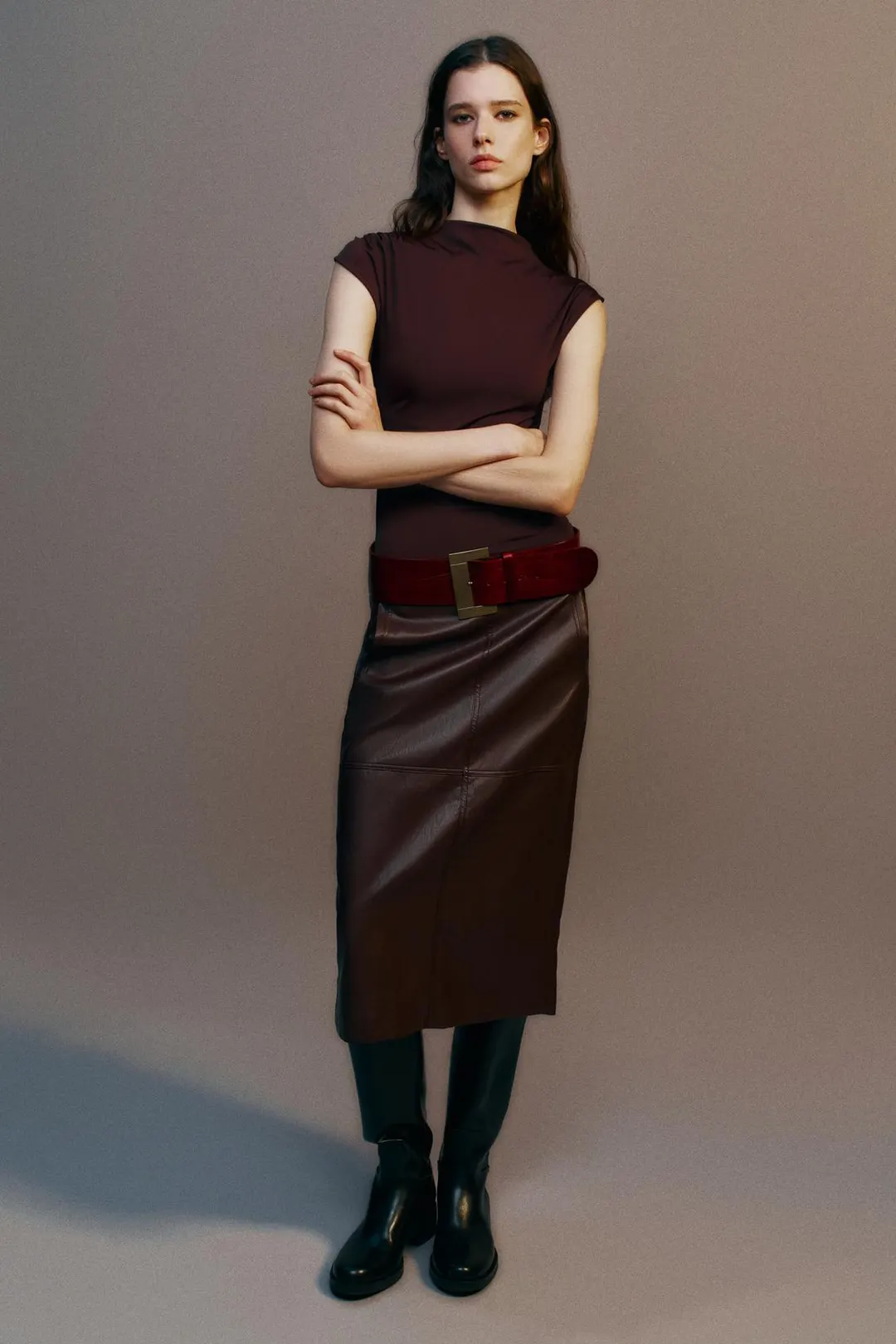 Футболка с драпированным вырезом, Zara