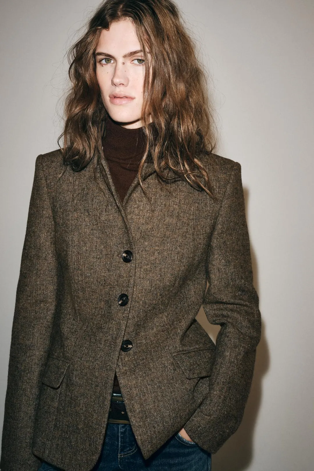 Приталенный блейзер из смесовой шерсти ZW Collection, Zara