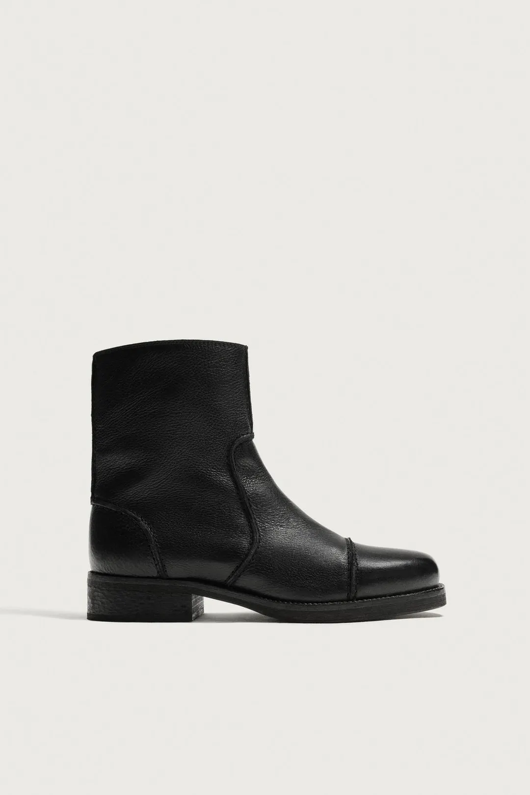 Кожаные ботинки на молнии, Zara