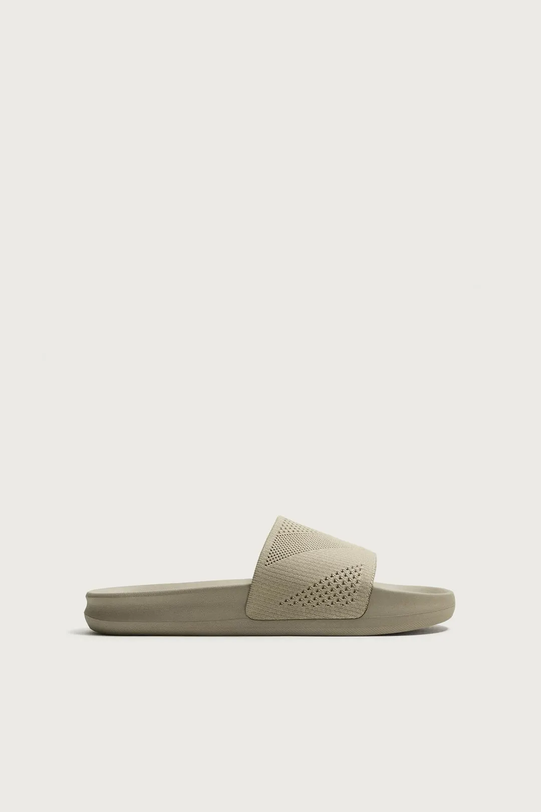Шлепанцы для плавания, Zara