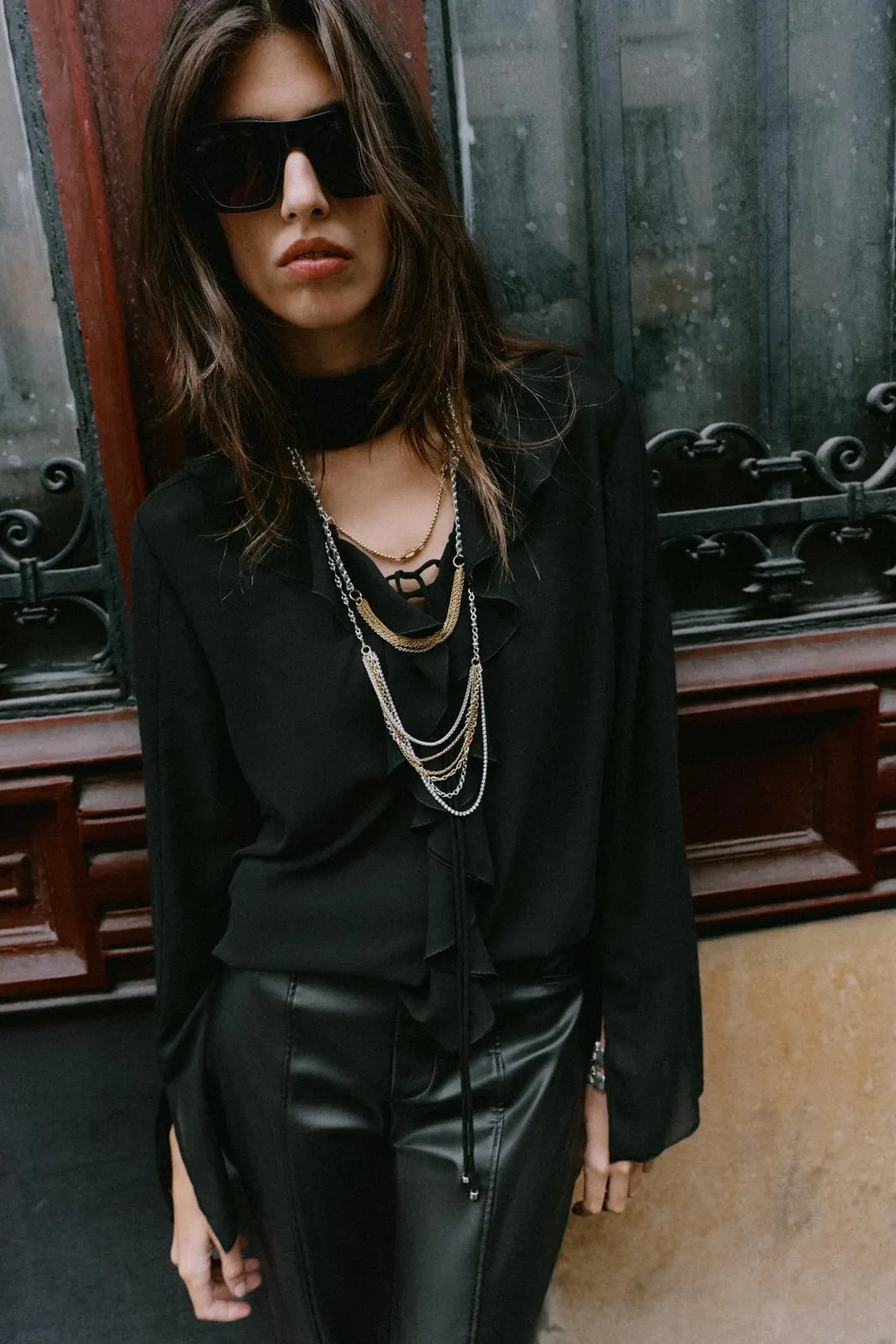 Блузка с бантом и оборками, Zara