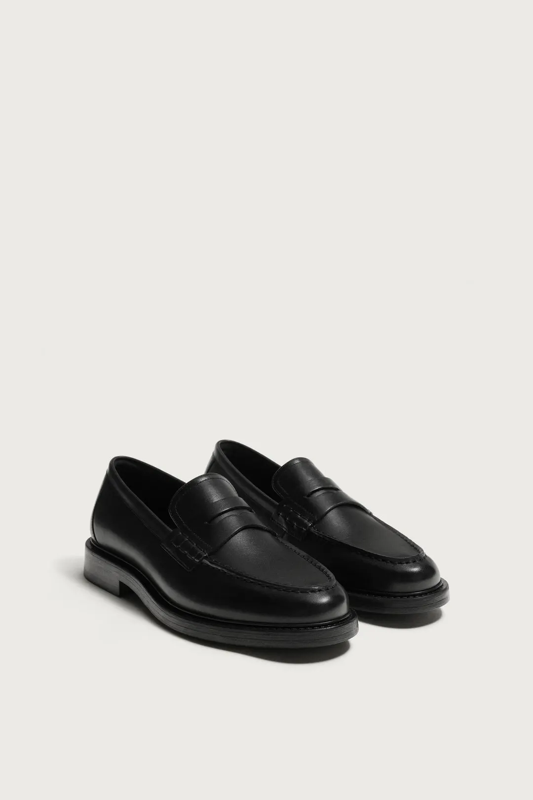 Кожаные пенни-лоферы, Zara