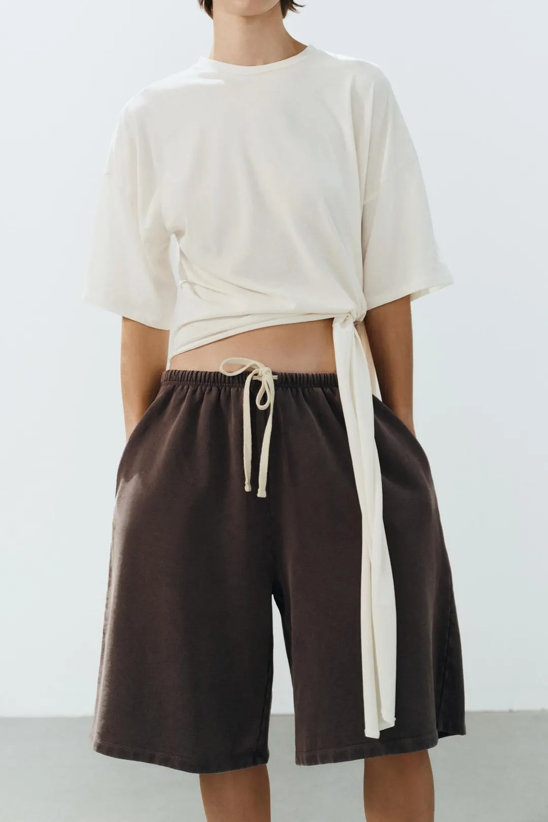 Бермуды с эффектом выцветания и кулиской, Zara