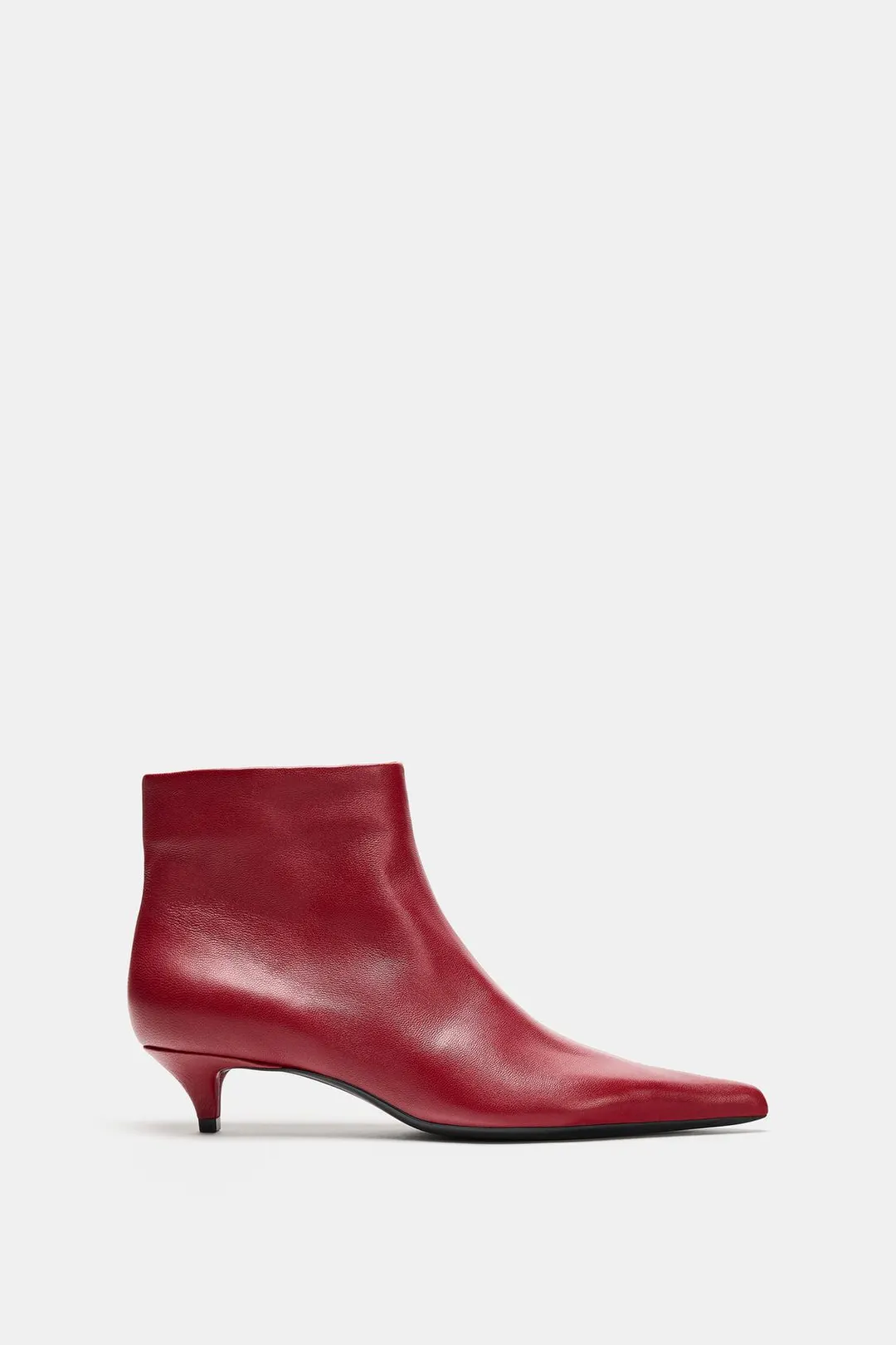 Ботильоны на низком каблуке из мягкой кожи, Zara