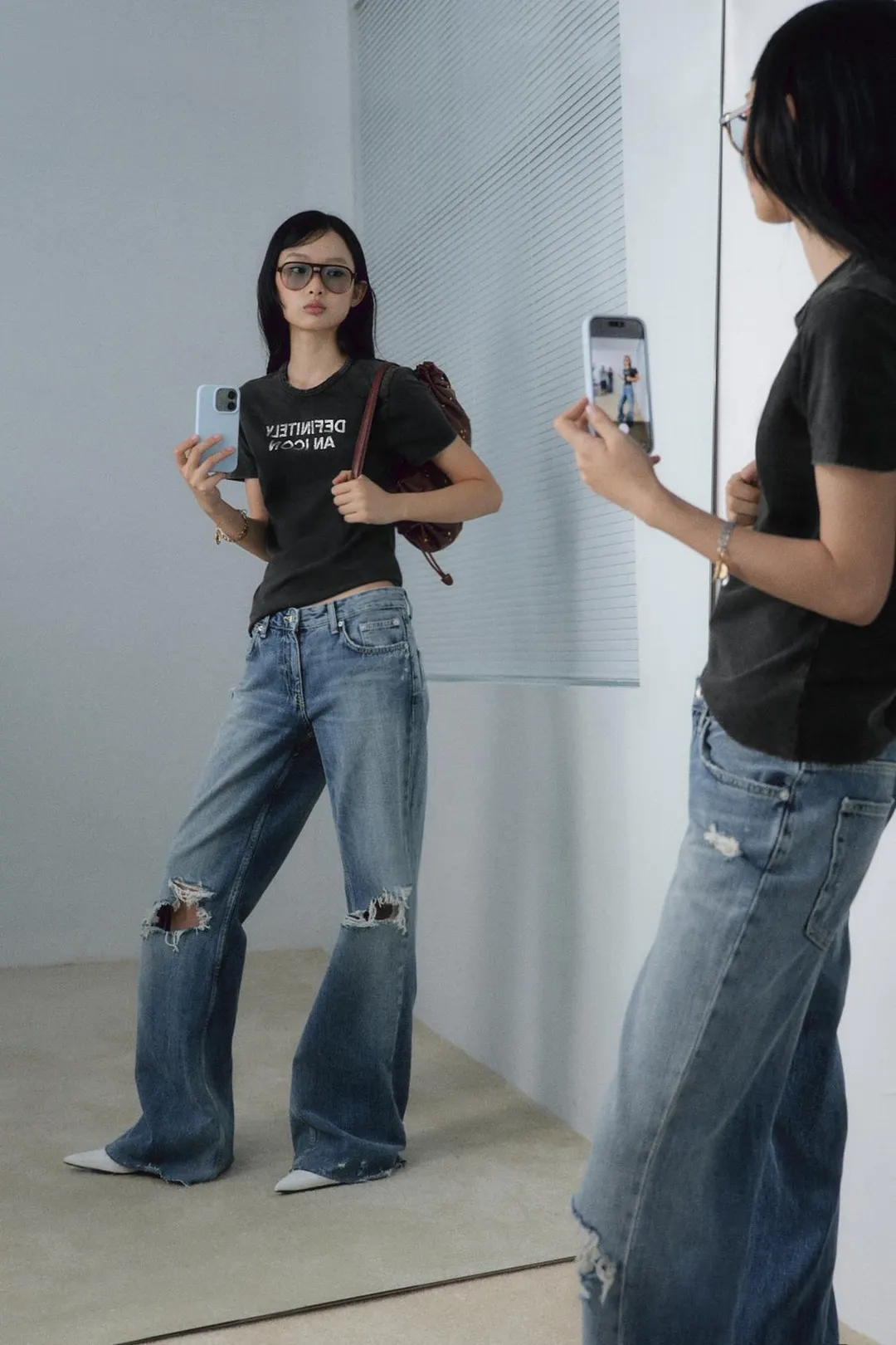 Рваные расклешенные джинсы TRF со средней посадкой, Zara