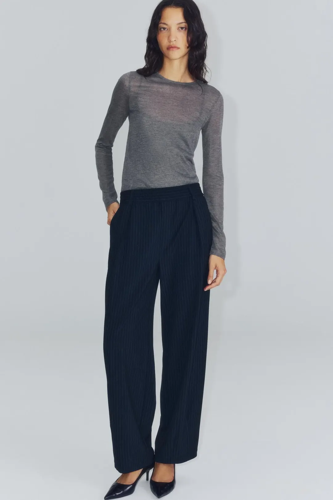 Брюки ZW Collection с эластичным поясом, Zara
