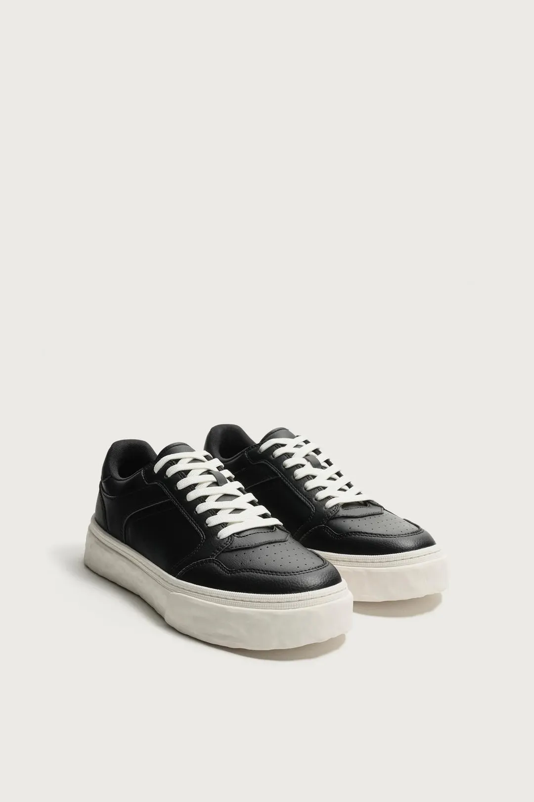 Кроссовки на массивной подошве, Zara