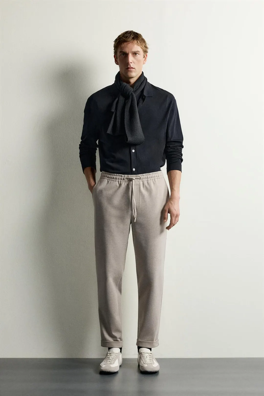 Брюки Easy Care стандартного кроя, Zara