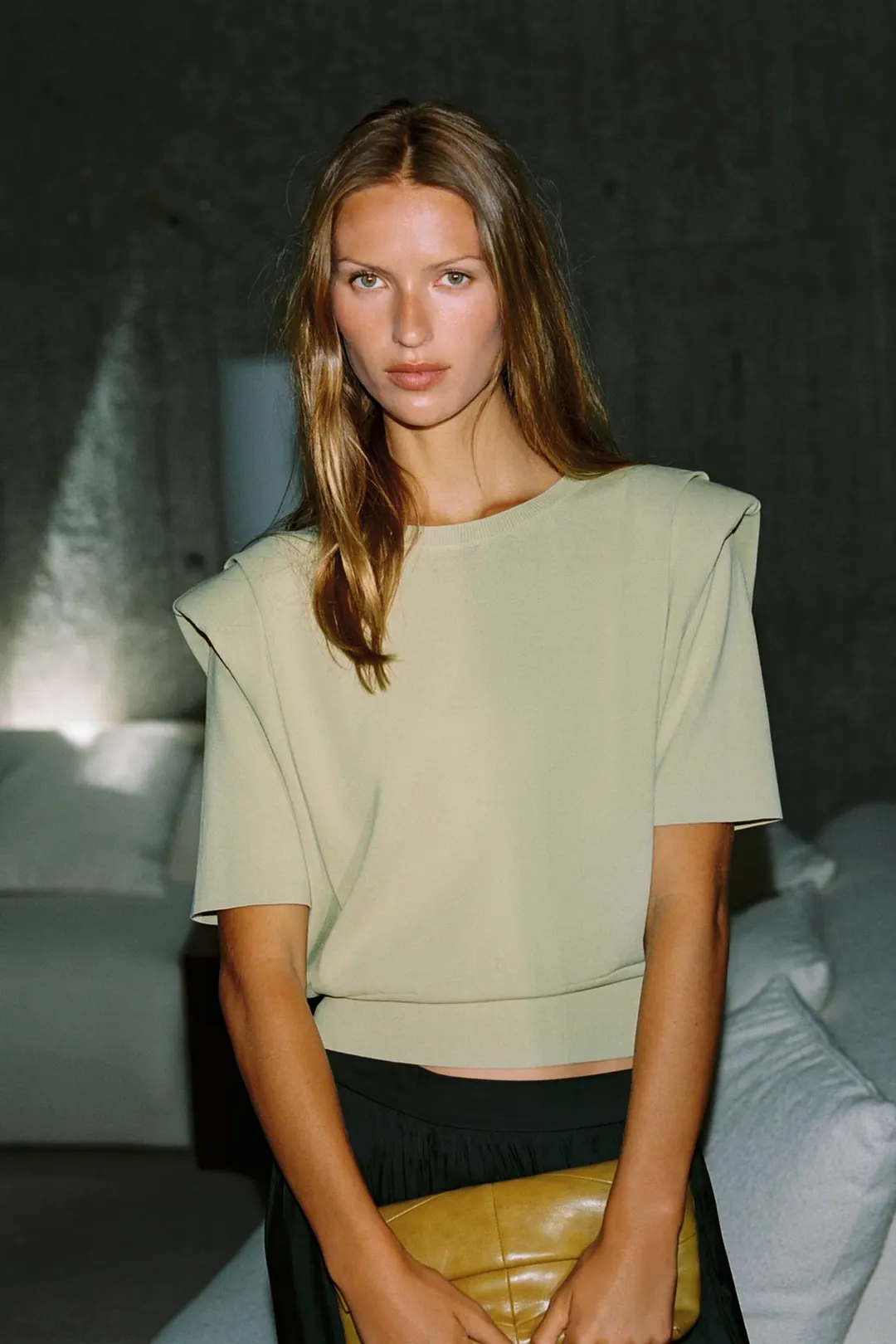 Вязаный топ с подплечниками, Zara