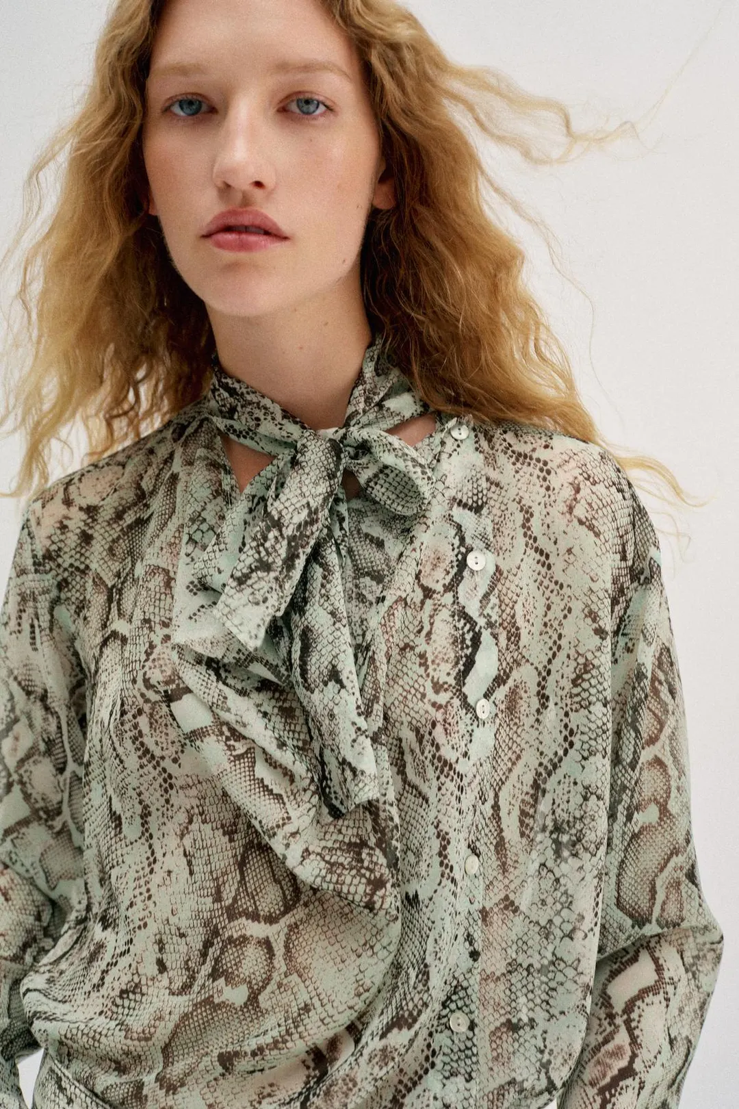 Рубашка с анималистичным принтом, Zara