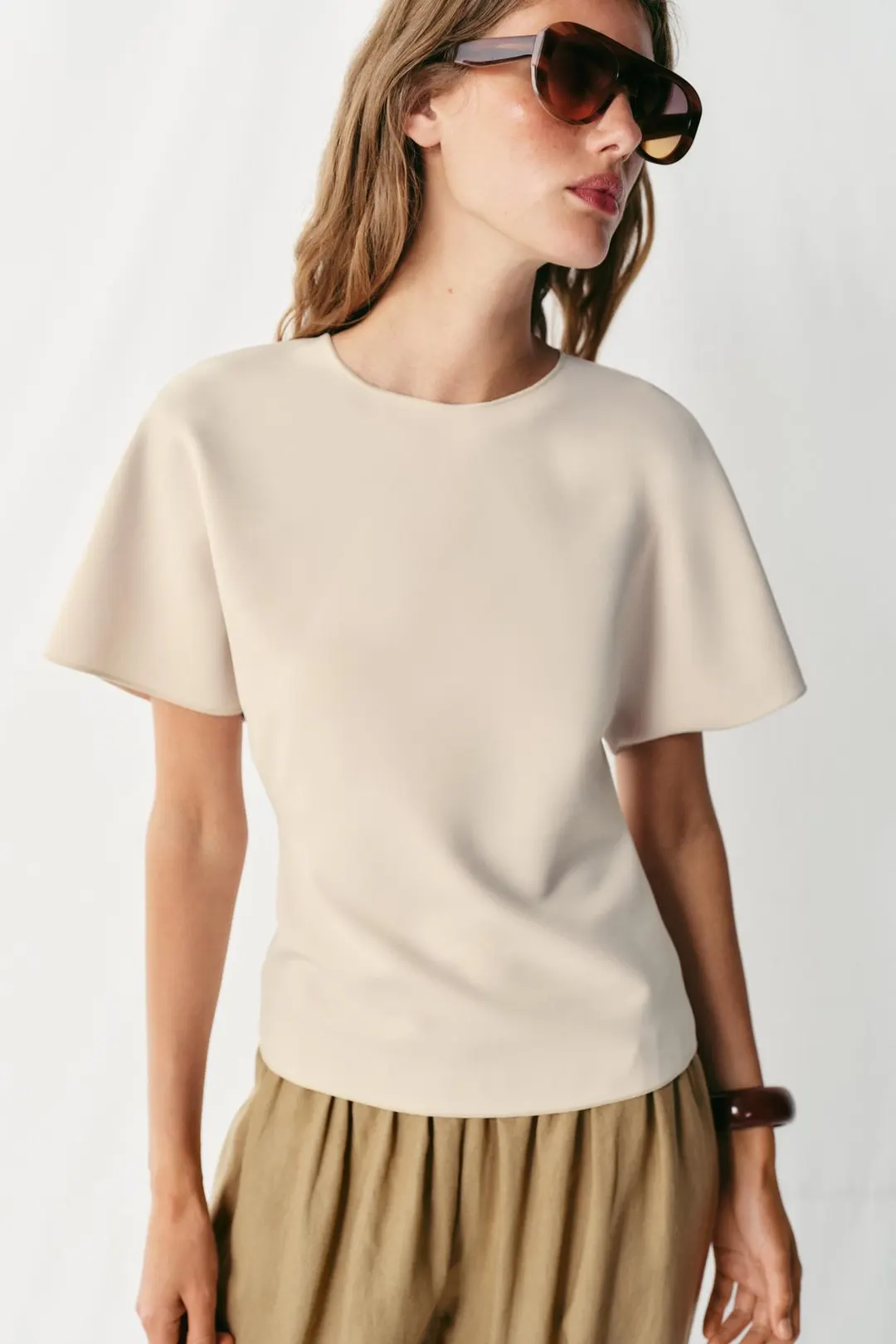 Топ с короткими рукавами и вырезами, Zara