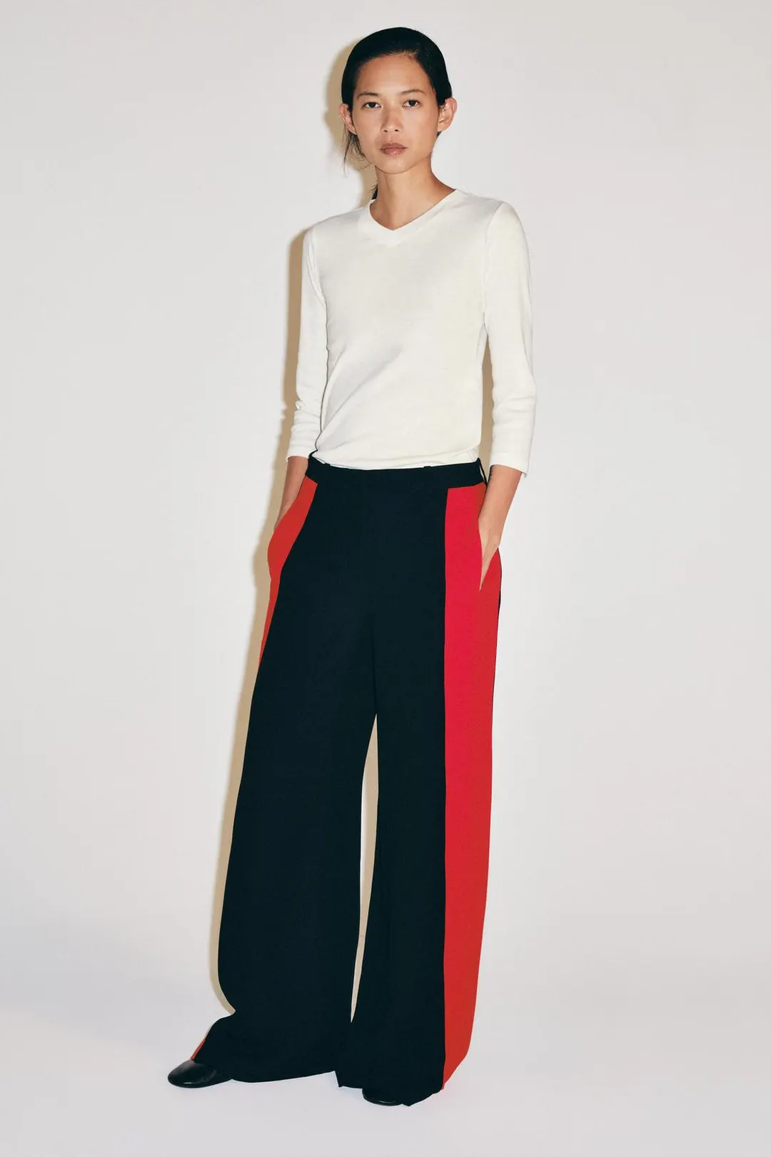 Брюки широкого кроя с боковыми лампасами ZW Collection, Zara