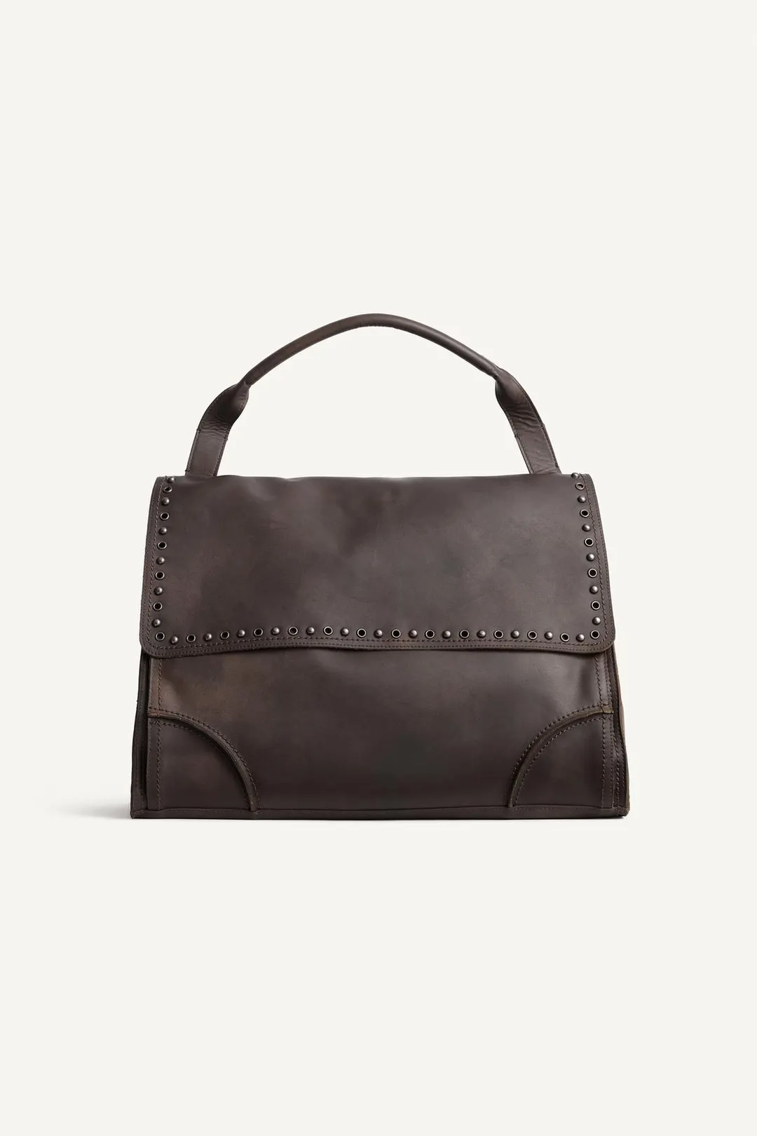 Сумка через плечо из кожи с заклепками, Zara