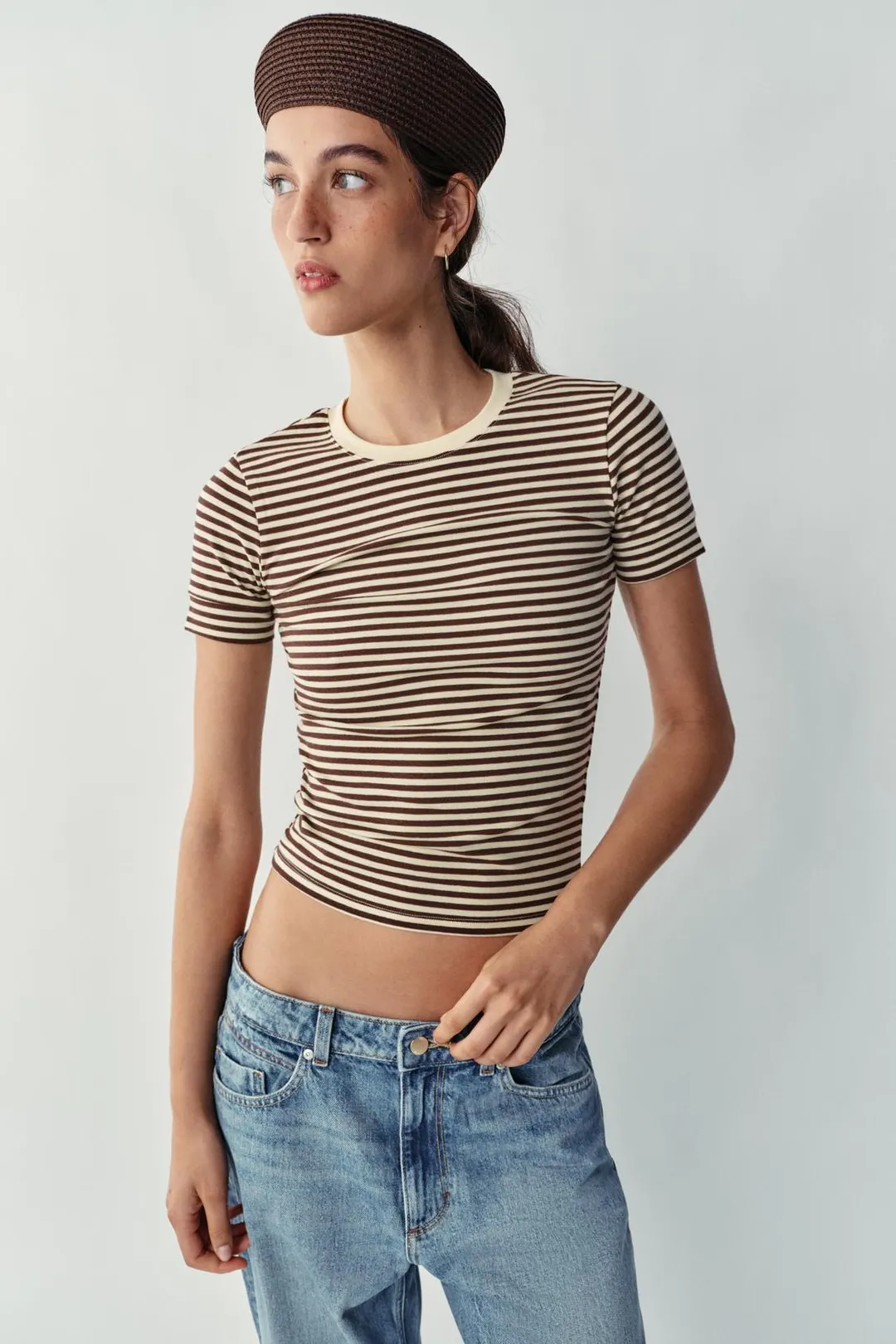 Футболка минималистичная с короткими рукавами, Zara