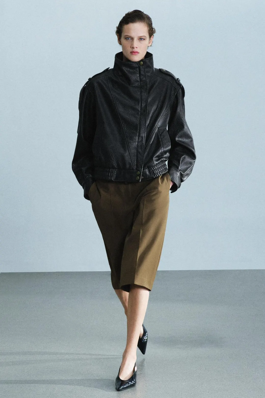 Бермуды ZW Collection из смесовой шерсти, Zara