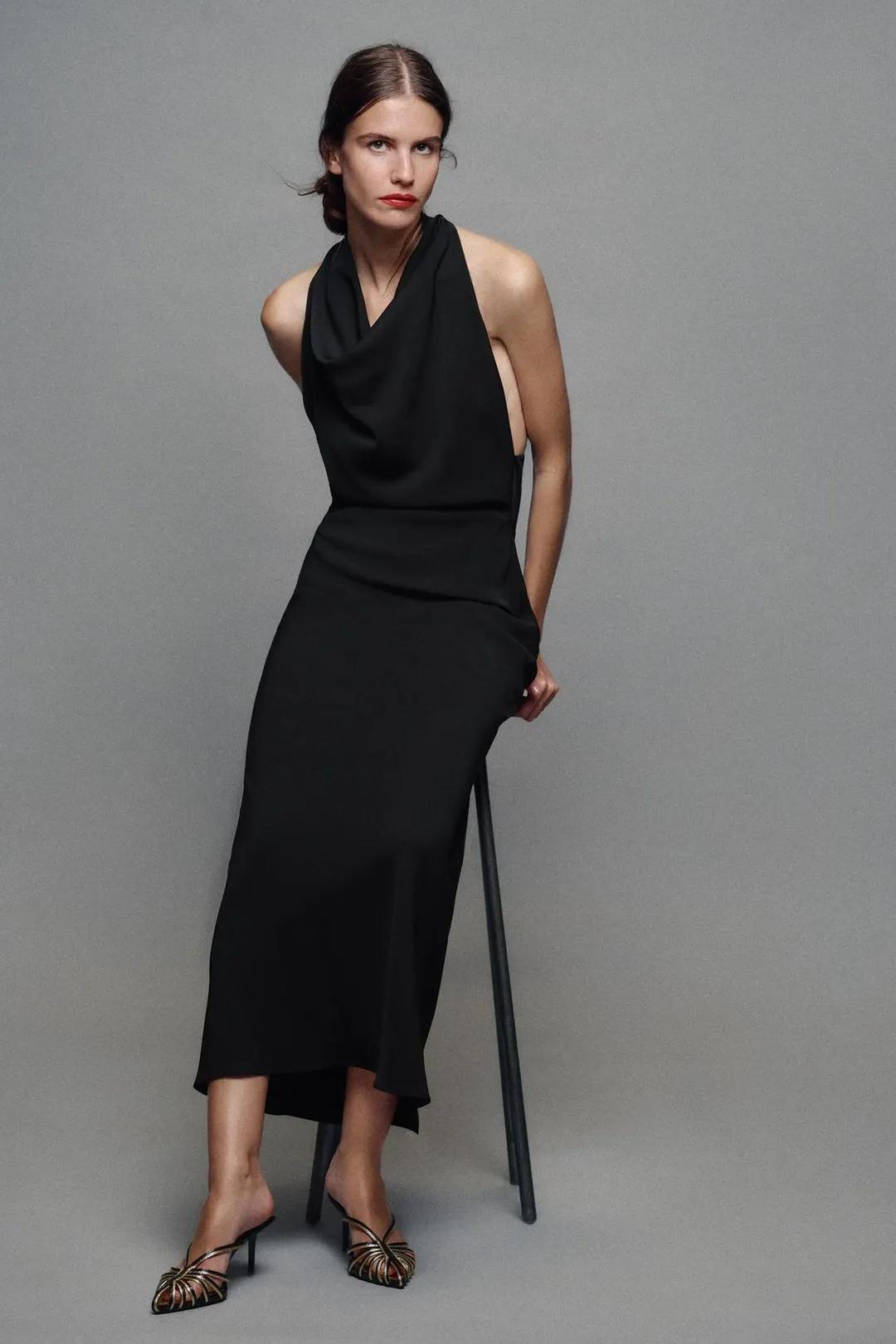 Босоножки металлик на каблуке с ремешками, Zara
