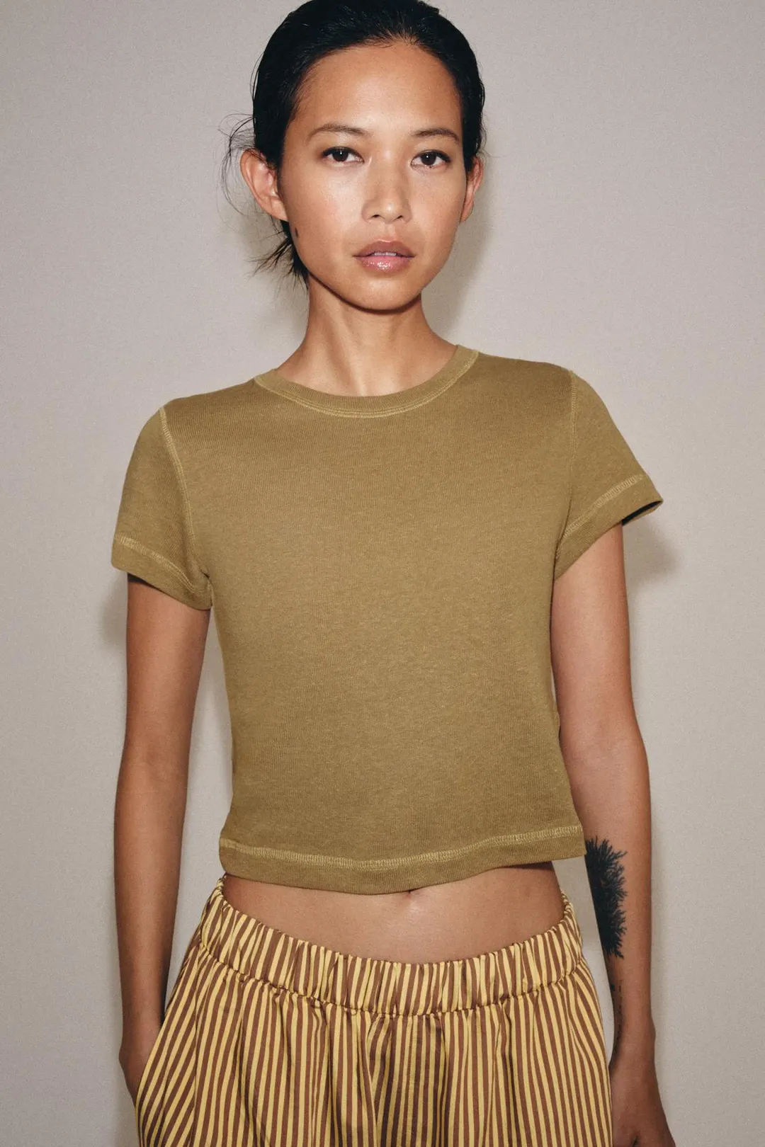 Фактурная футболка с короткими рукавами, Zara