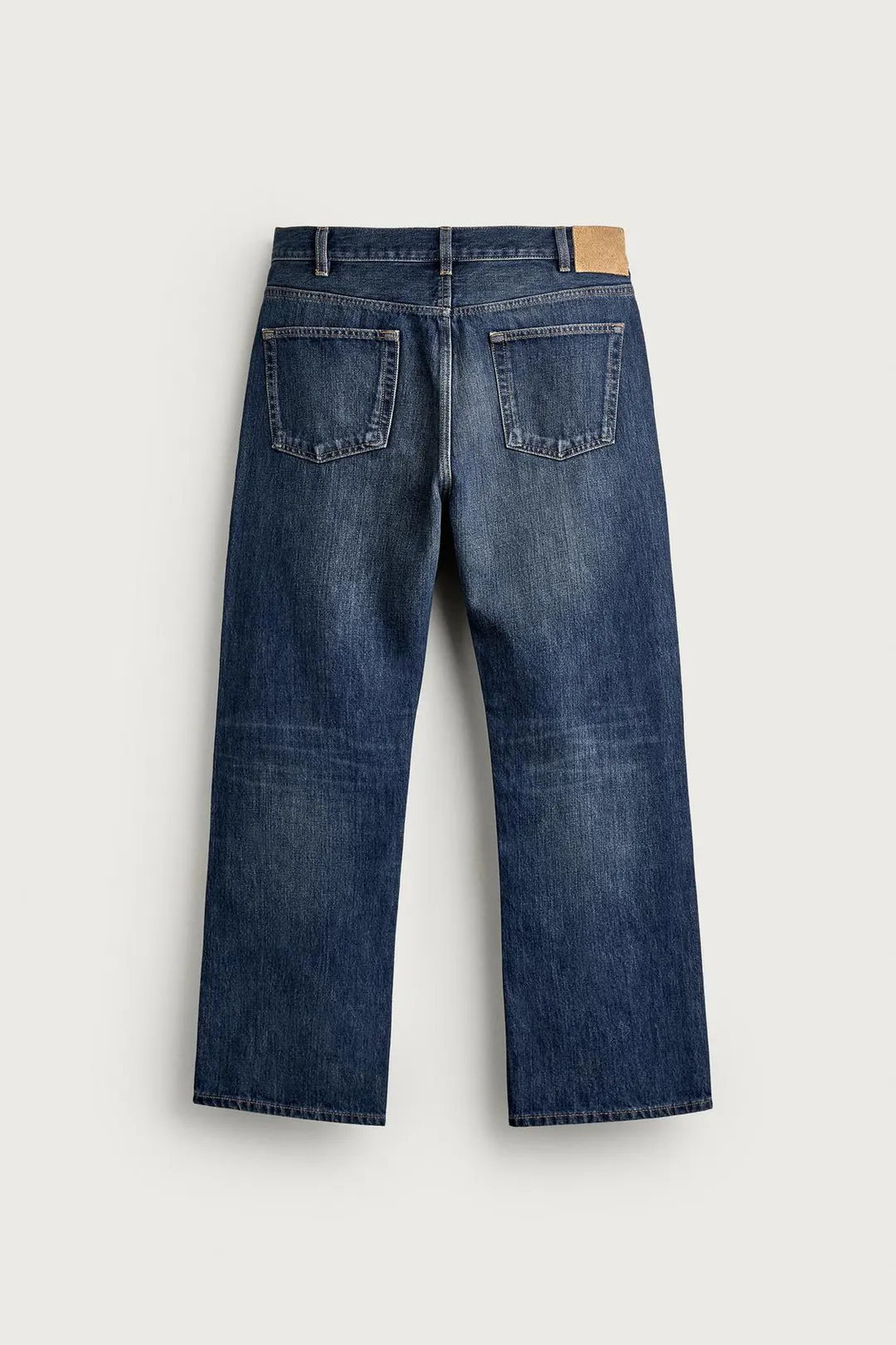 Прямые джинсы с легким клешем, Zara