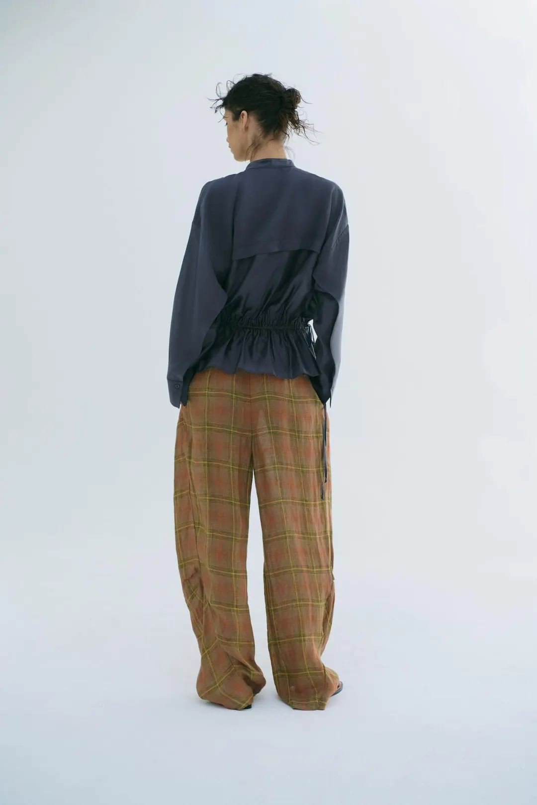 Брюки ZW Collection льняные в клетку, Zara