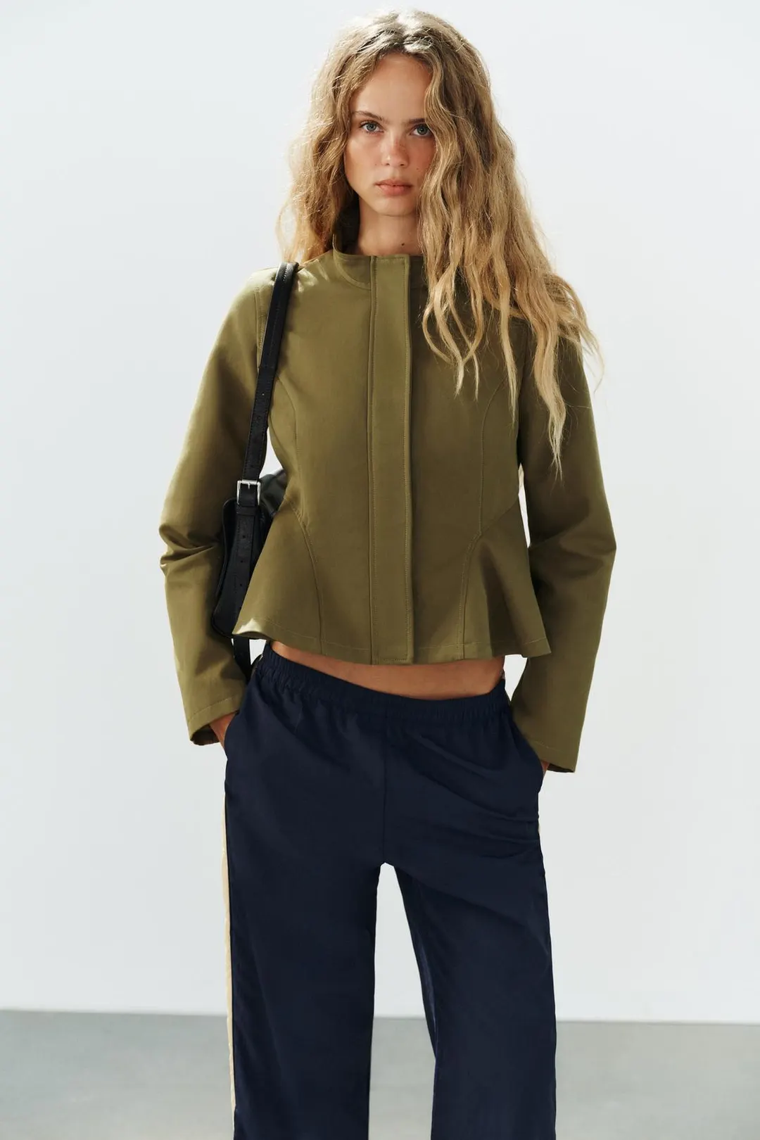 Приталенный жакет с баской, Zara