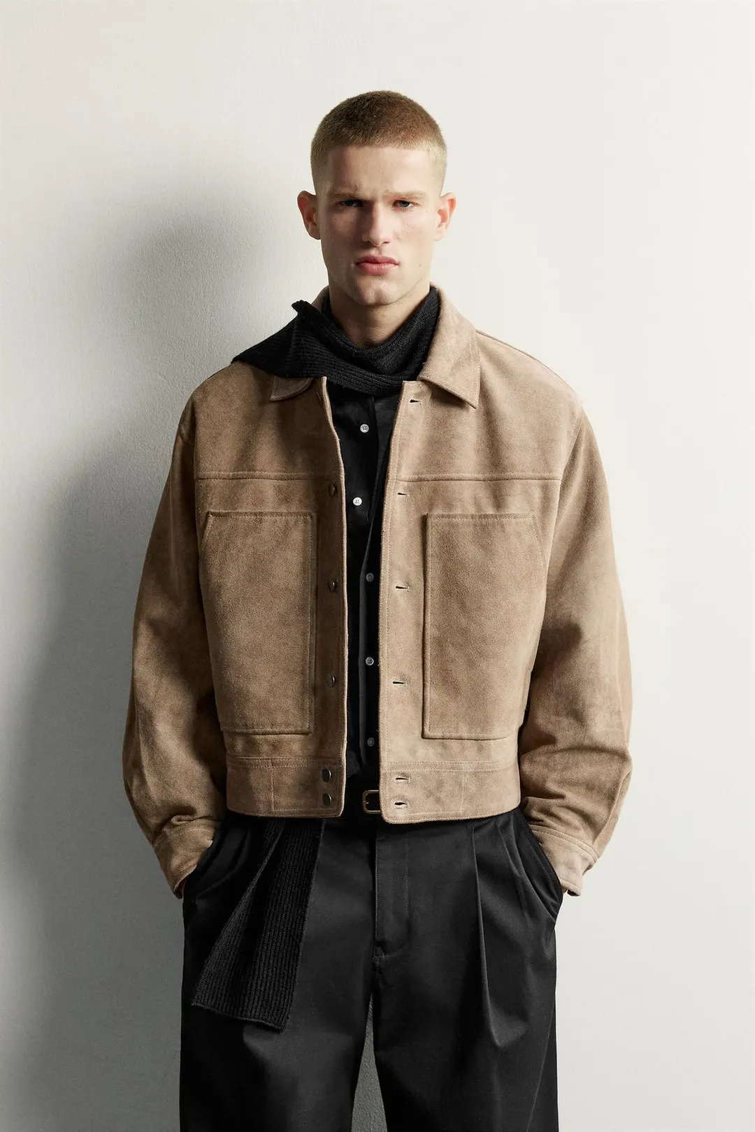 Укороченная куртка из замши, Zara