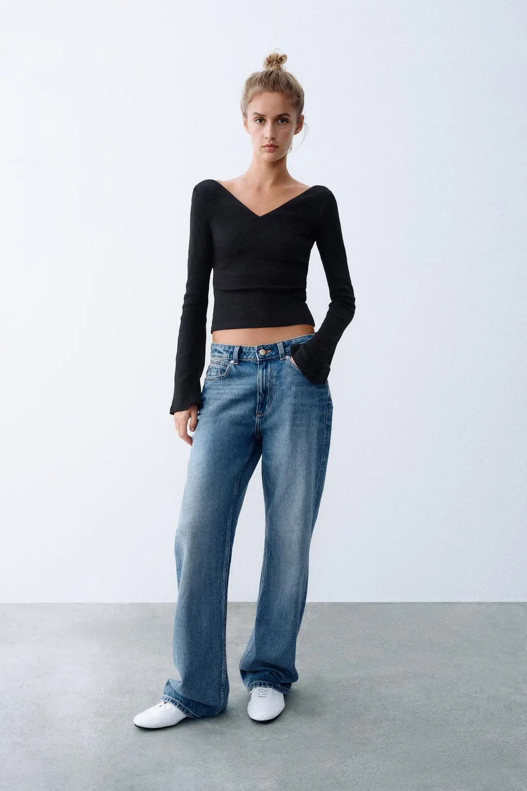 Топ в рубчик с V-образным вырезом, Zara