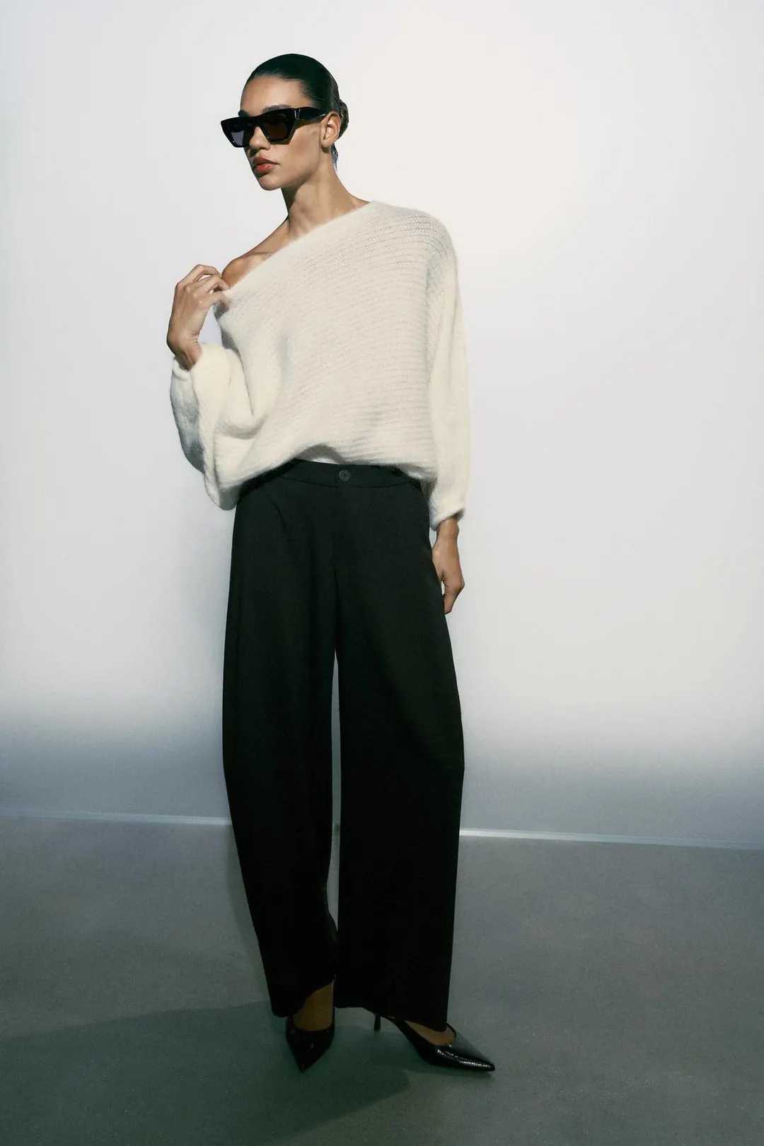 Брюки силуэта barrel с вытачками, Zara