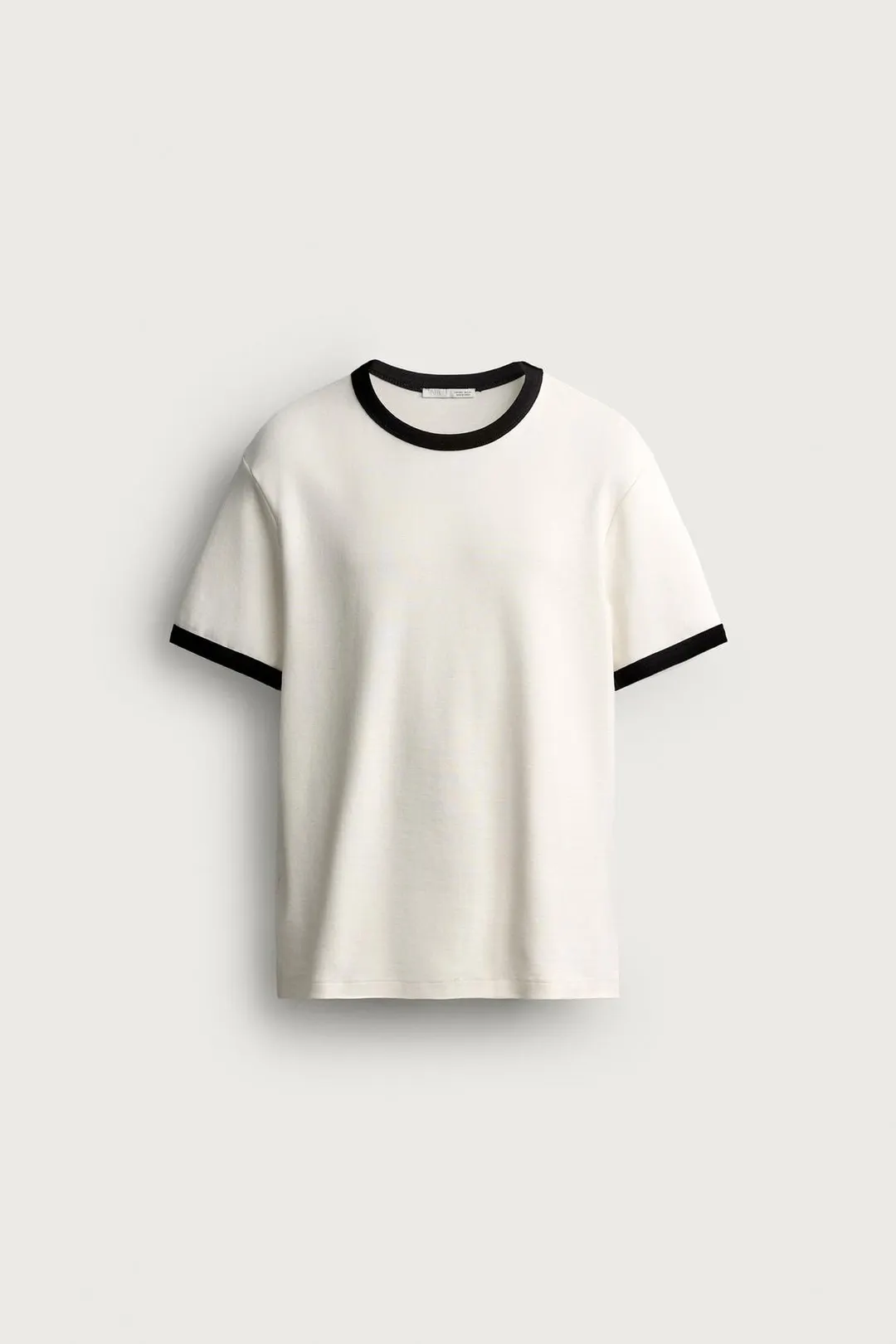 Базовая футболка в рубчик с контрастной окантовкой, Zara