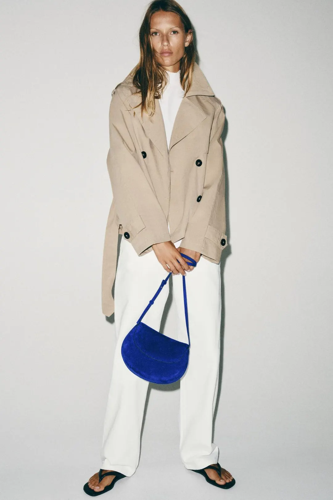Укороченный тренч с подплечниками и поясом, Zara