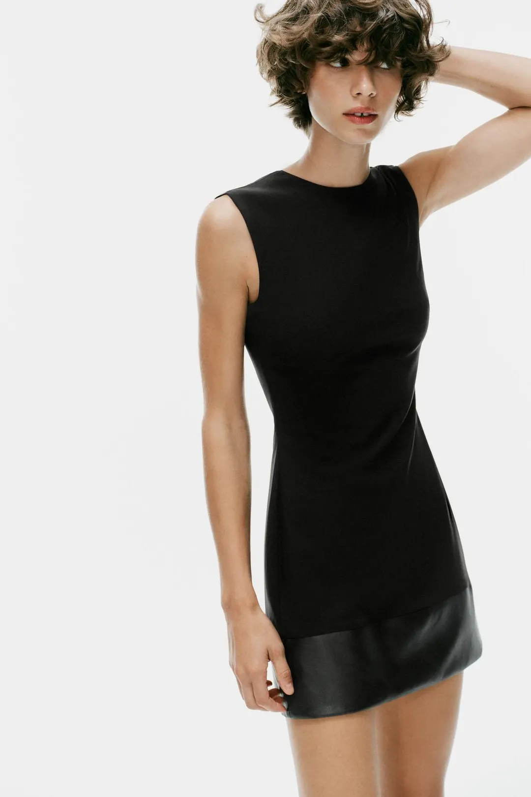 Мини-платье с контрастной отделкой, Zara