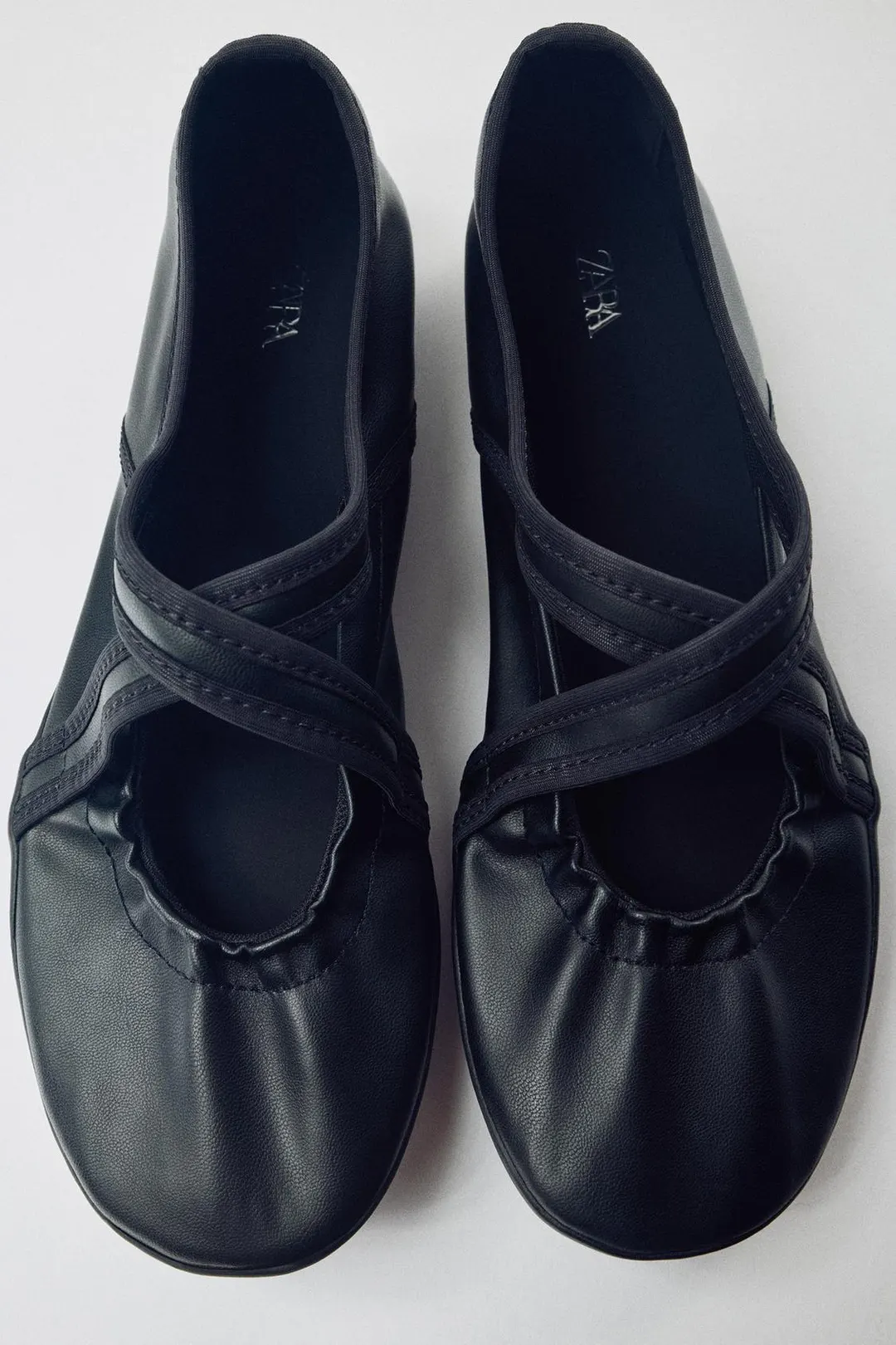 Спортивные балетки с перекрестными ремешками, Zara