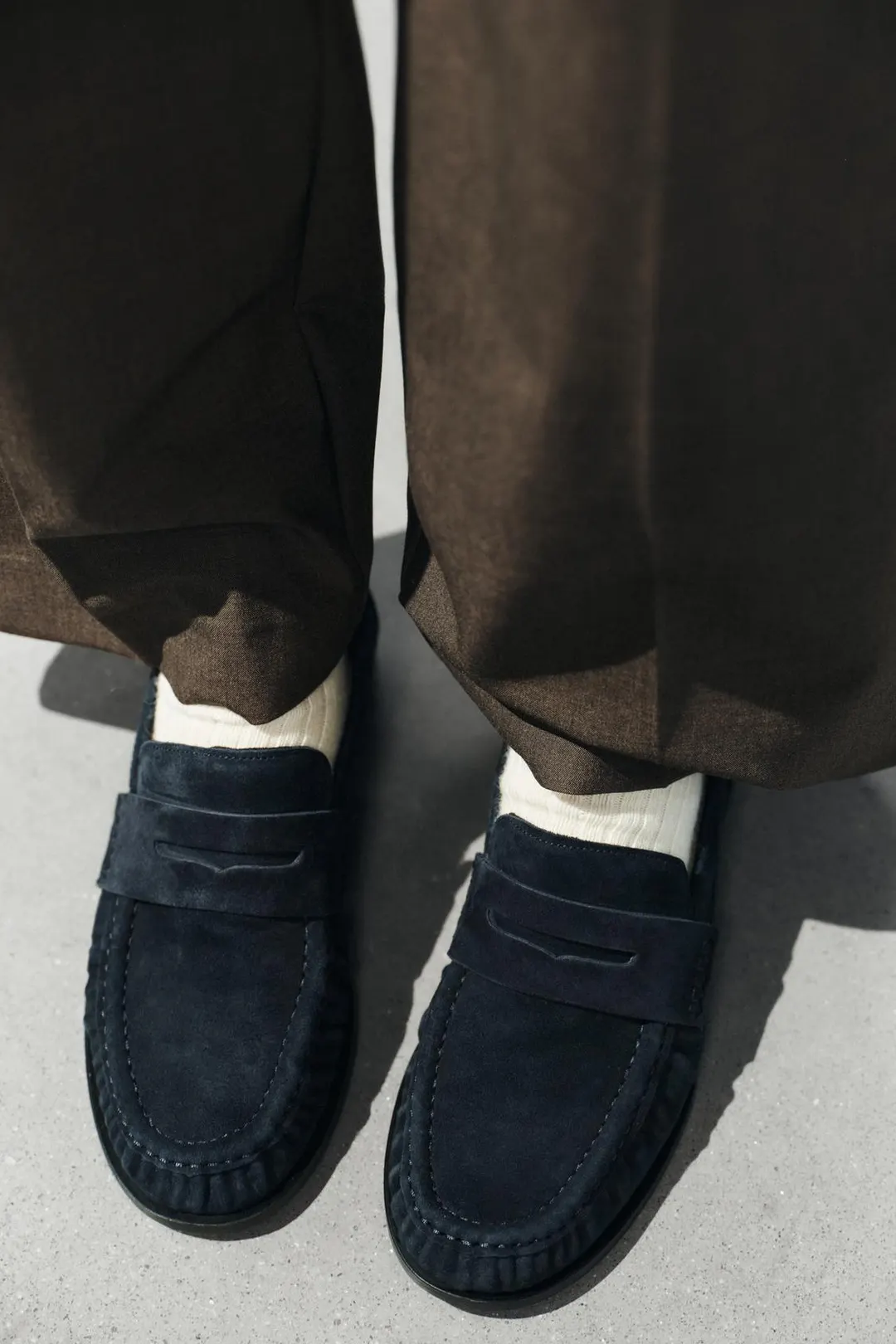 Замшевые лоферы с оборками, Zara