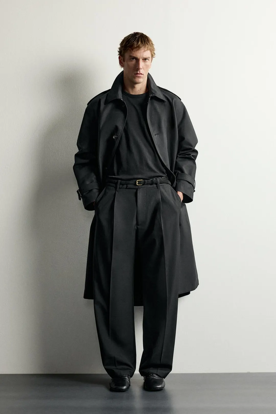 Брюки свободного кроя со складками, Zara