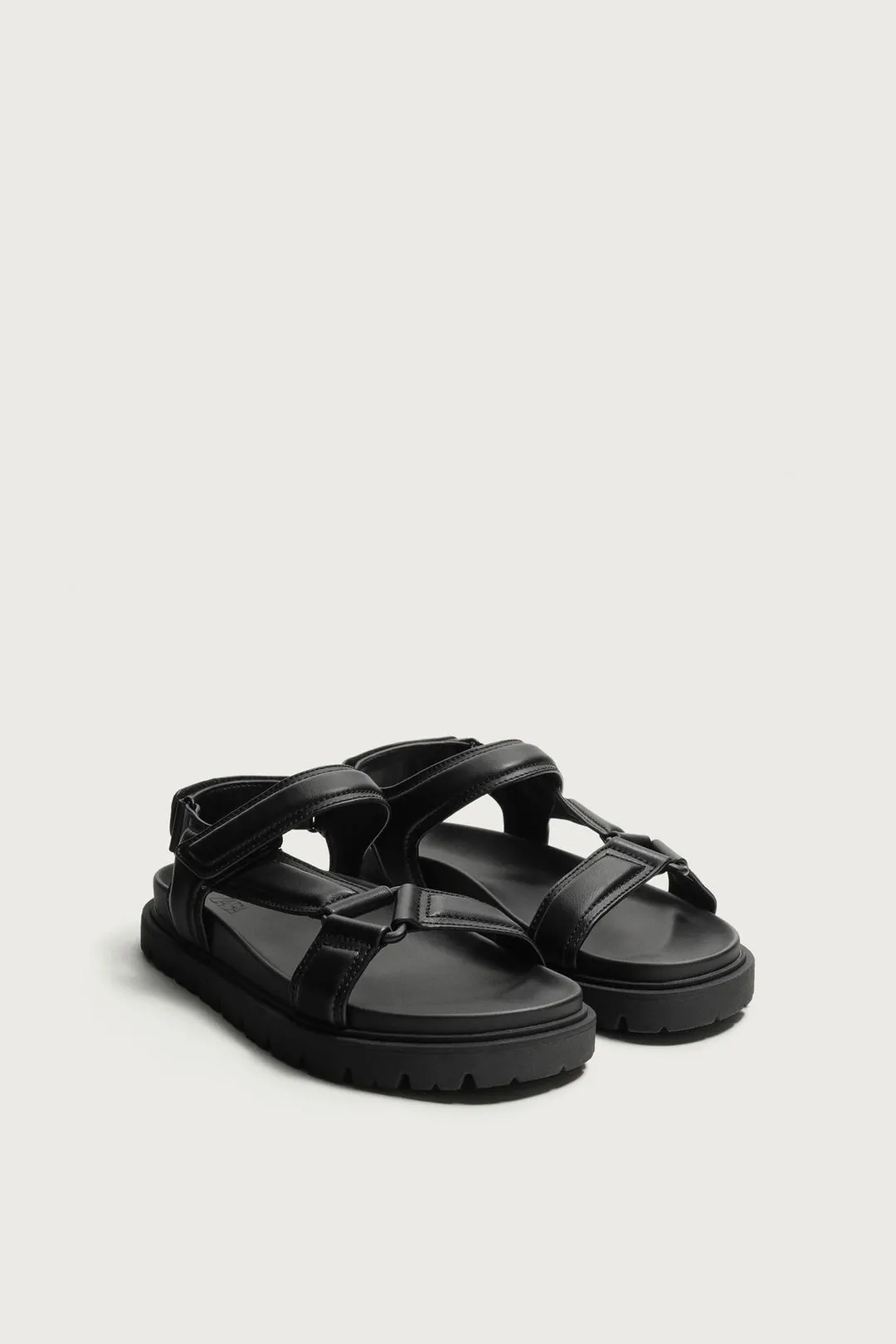 Сандалии с ремешками, Zara