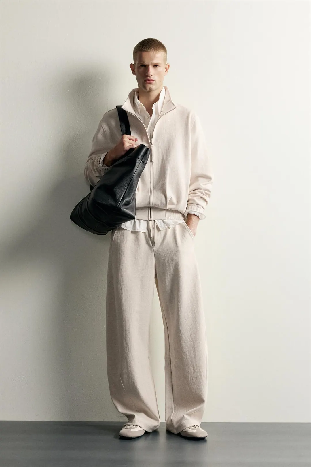 Фактурные брюки кроя баллон, Zara